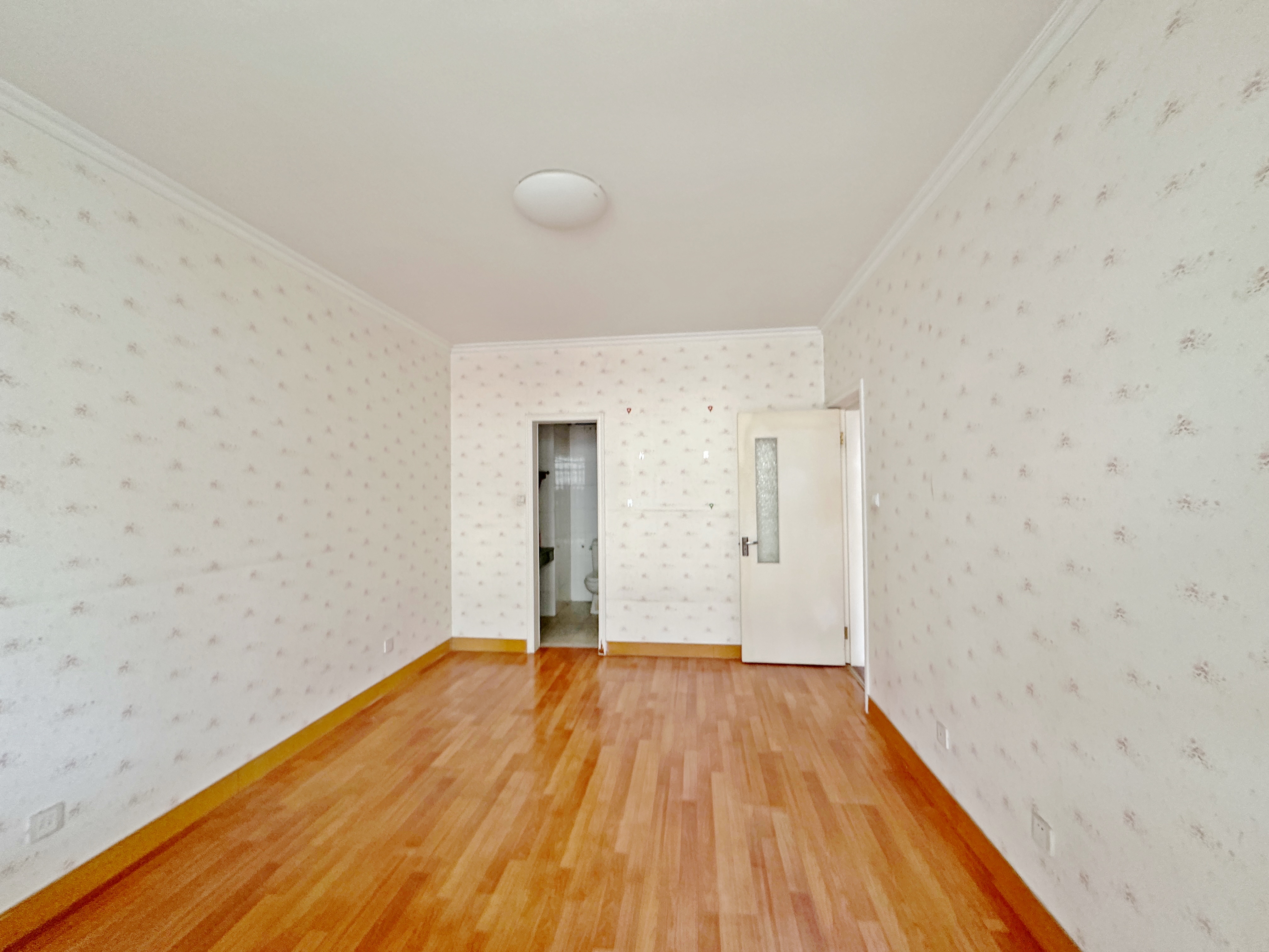 卧龙花园龙和苑