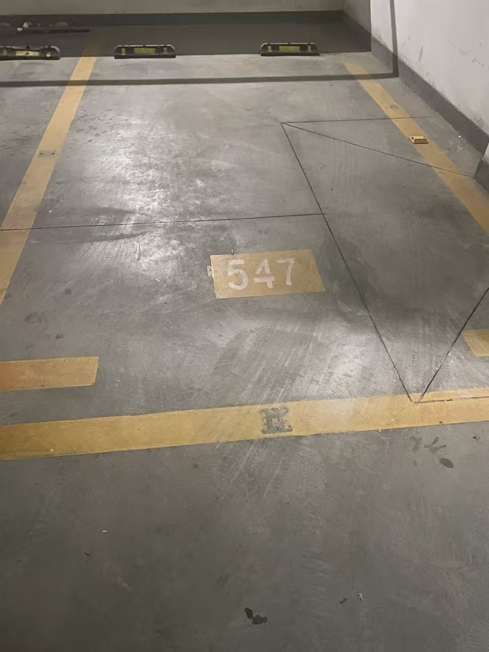 鲁能领秀城车位商铺