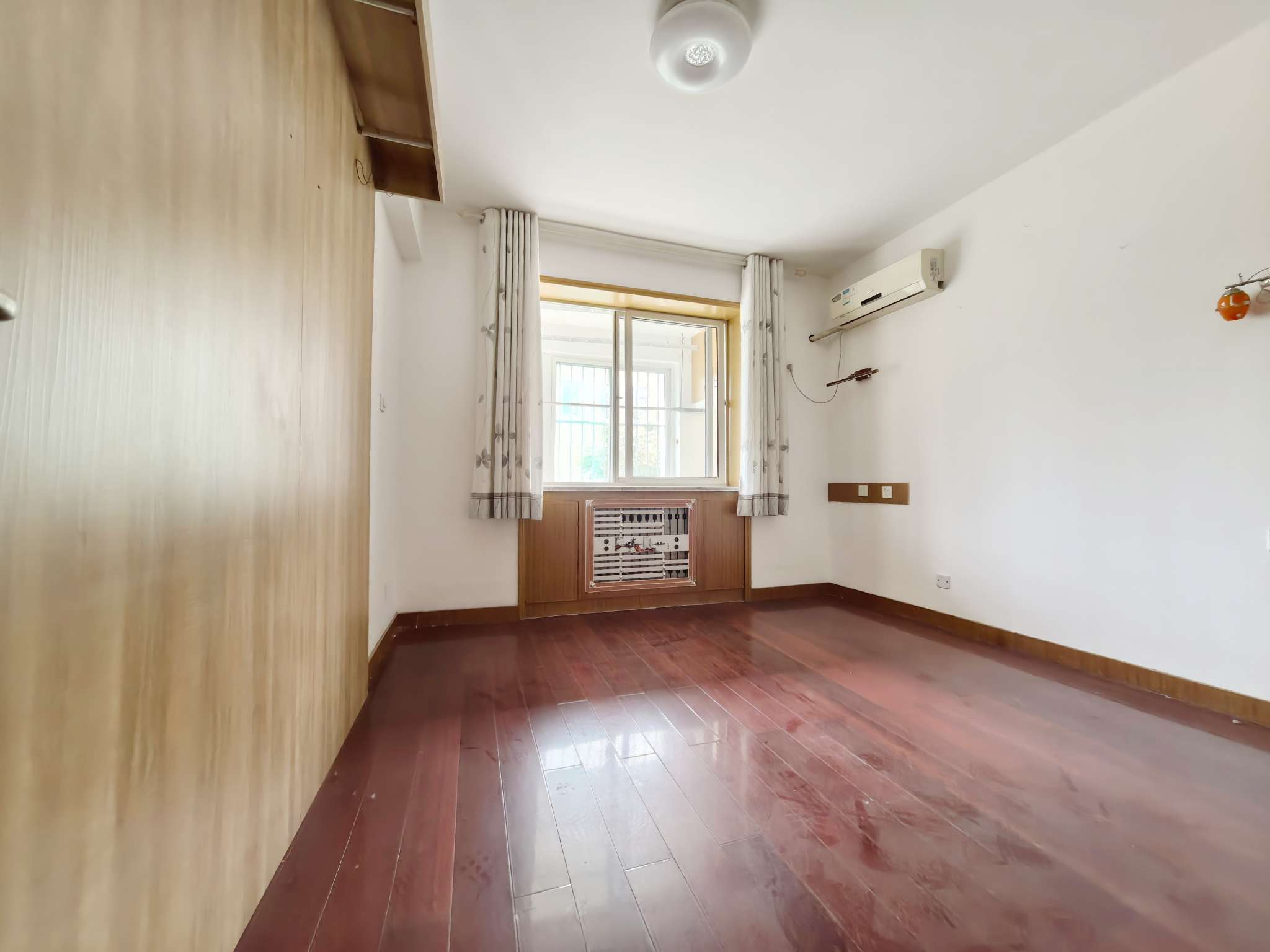 东山花园小区二区