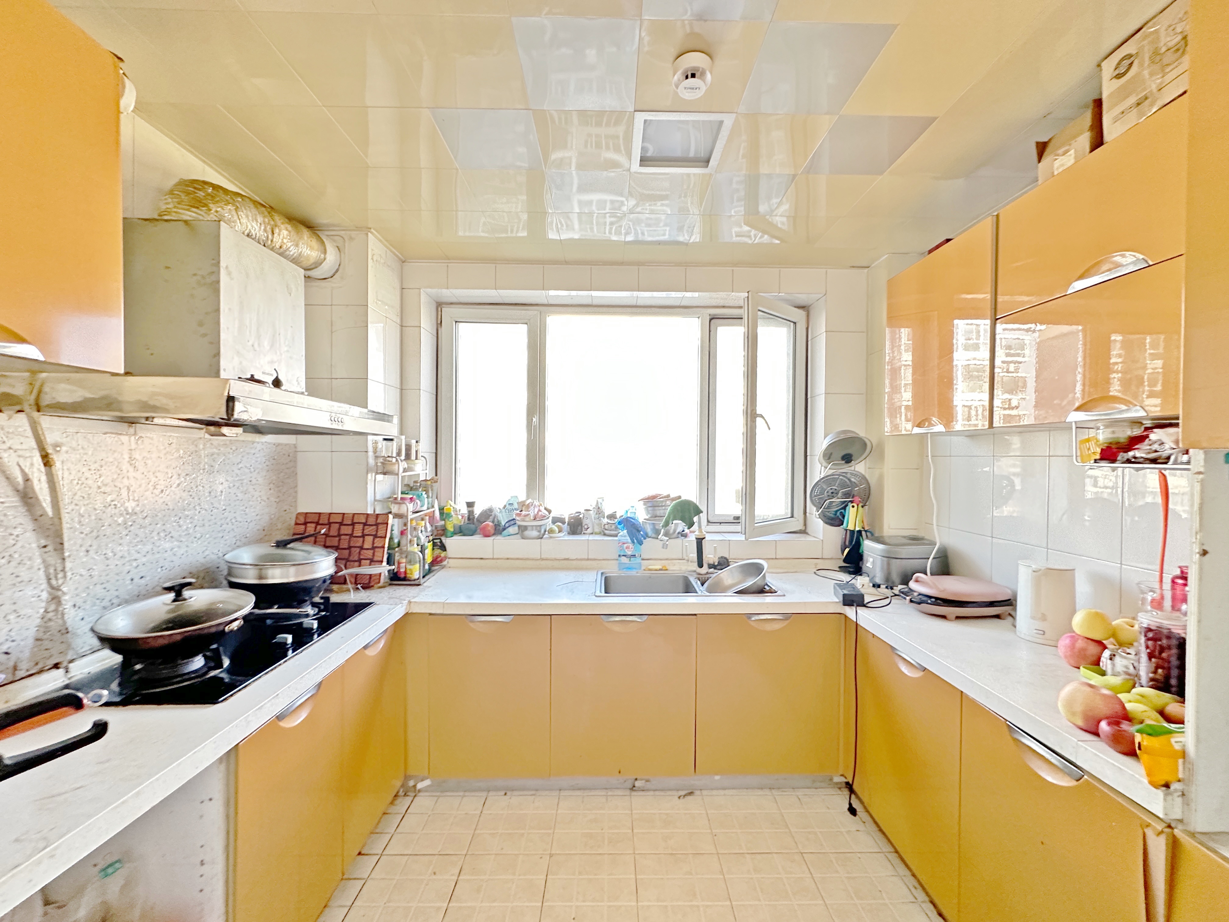 卧龙花园龙泰苑