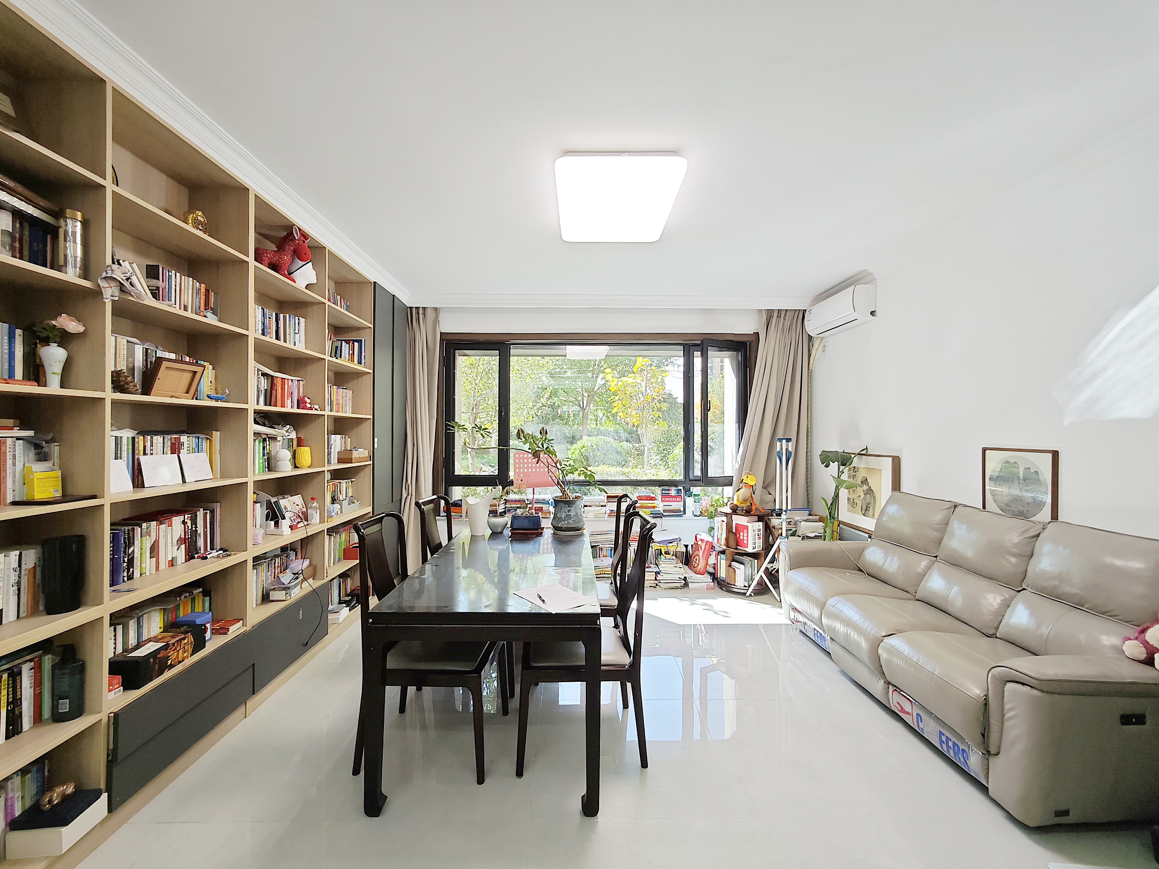  高新绿城玉兰花园 南北