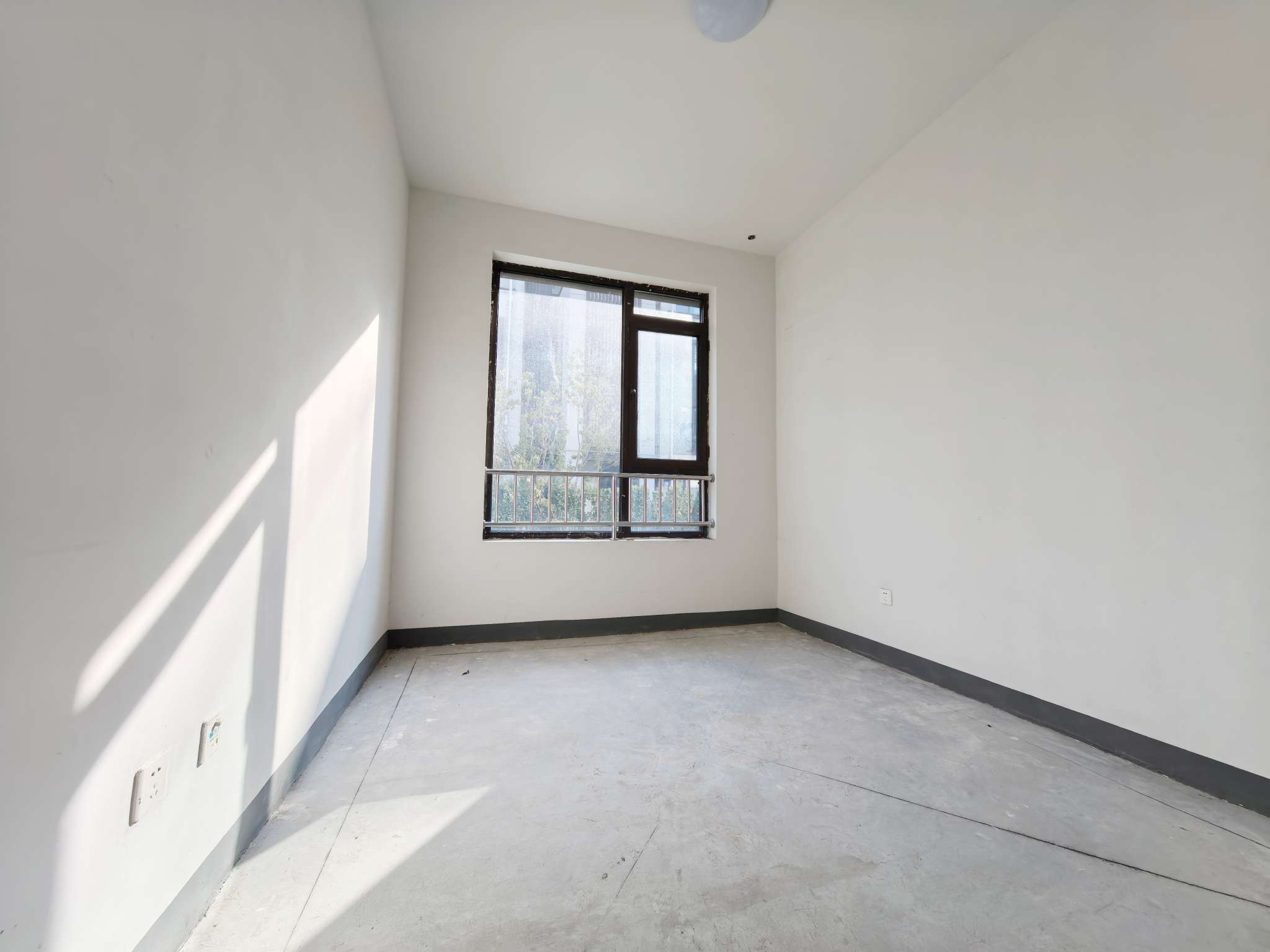 中国铁建·龙泉山居