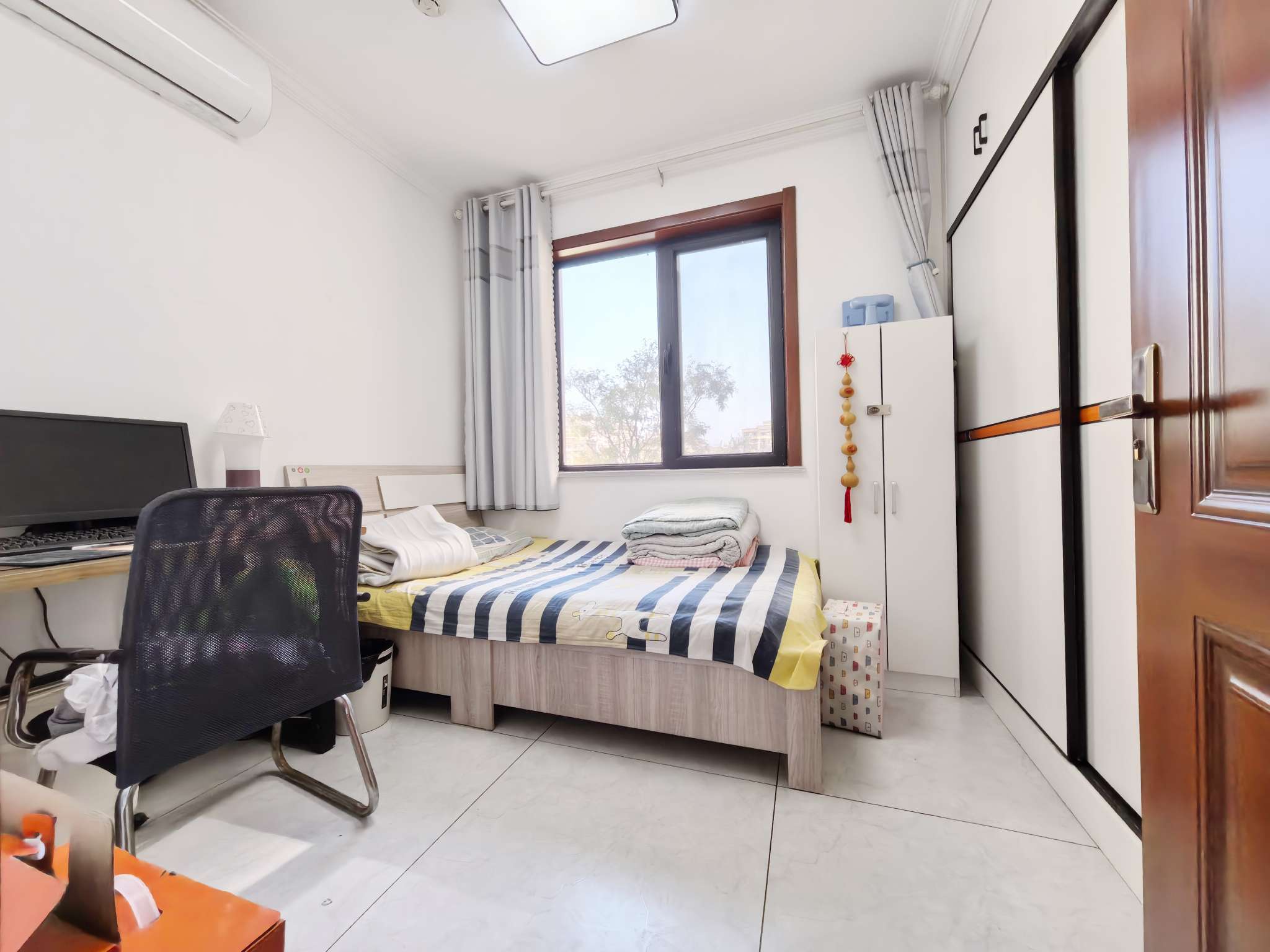 中康绿城百合花园