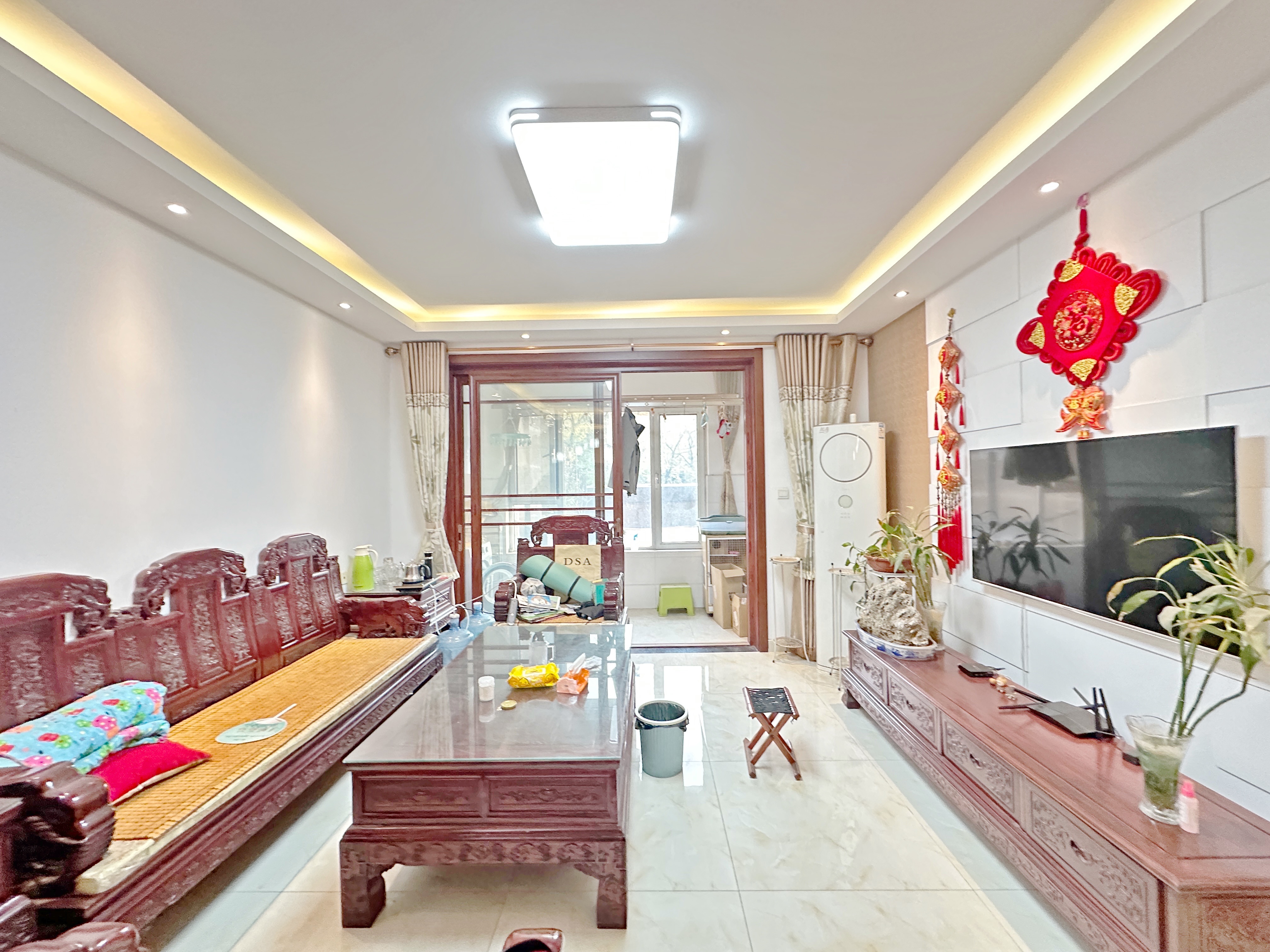  绿地新里卢浮公馆 南北