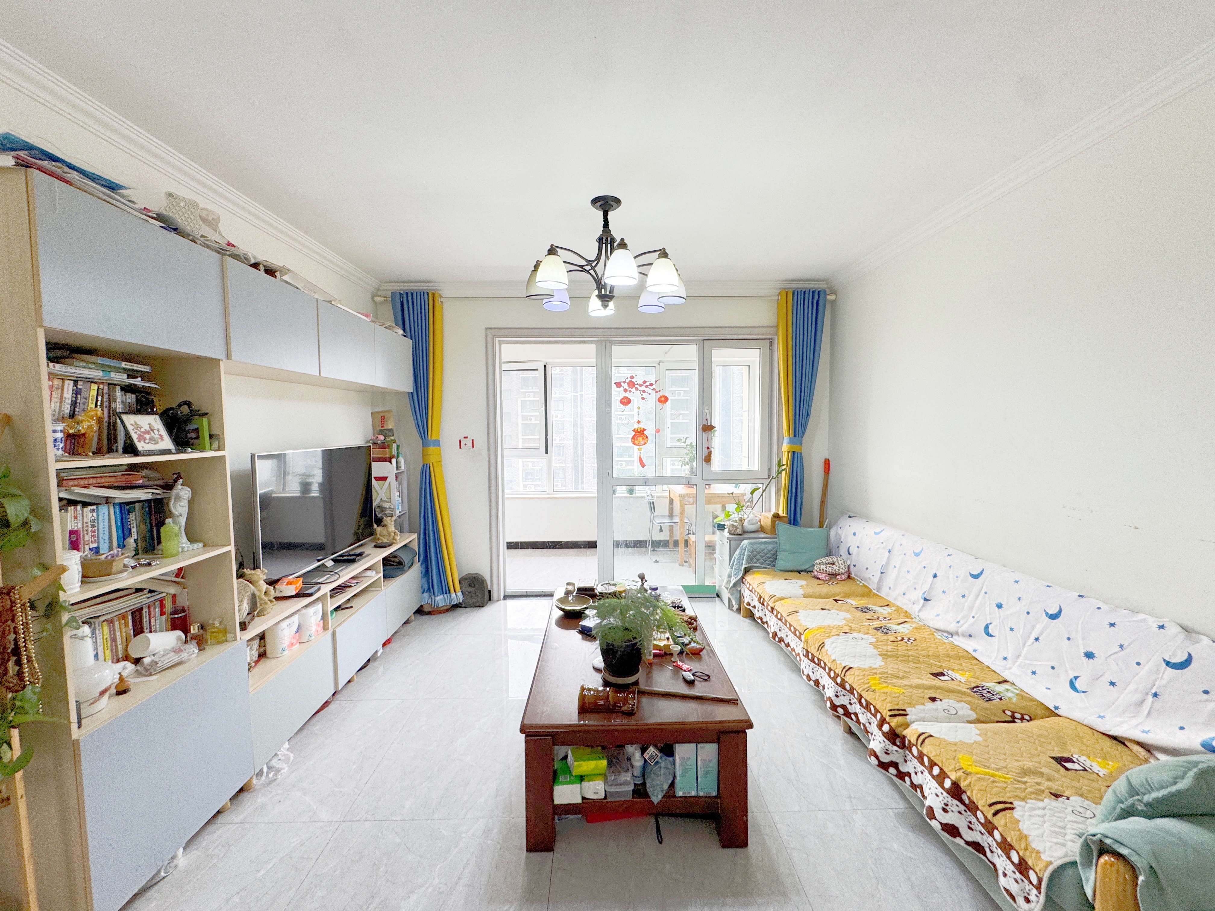  荣盛花语馨苑 南北