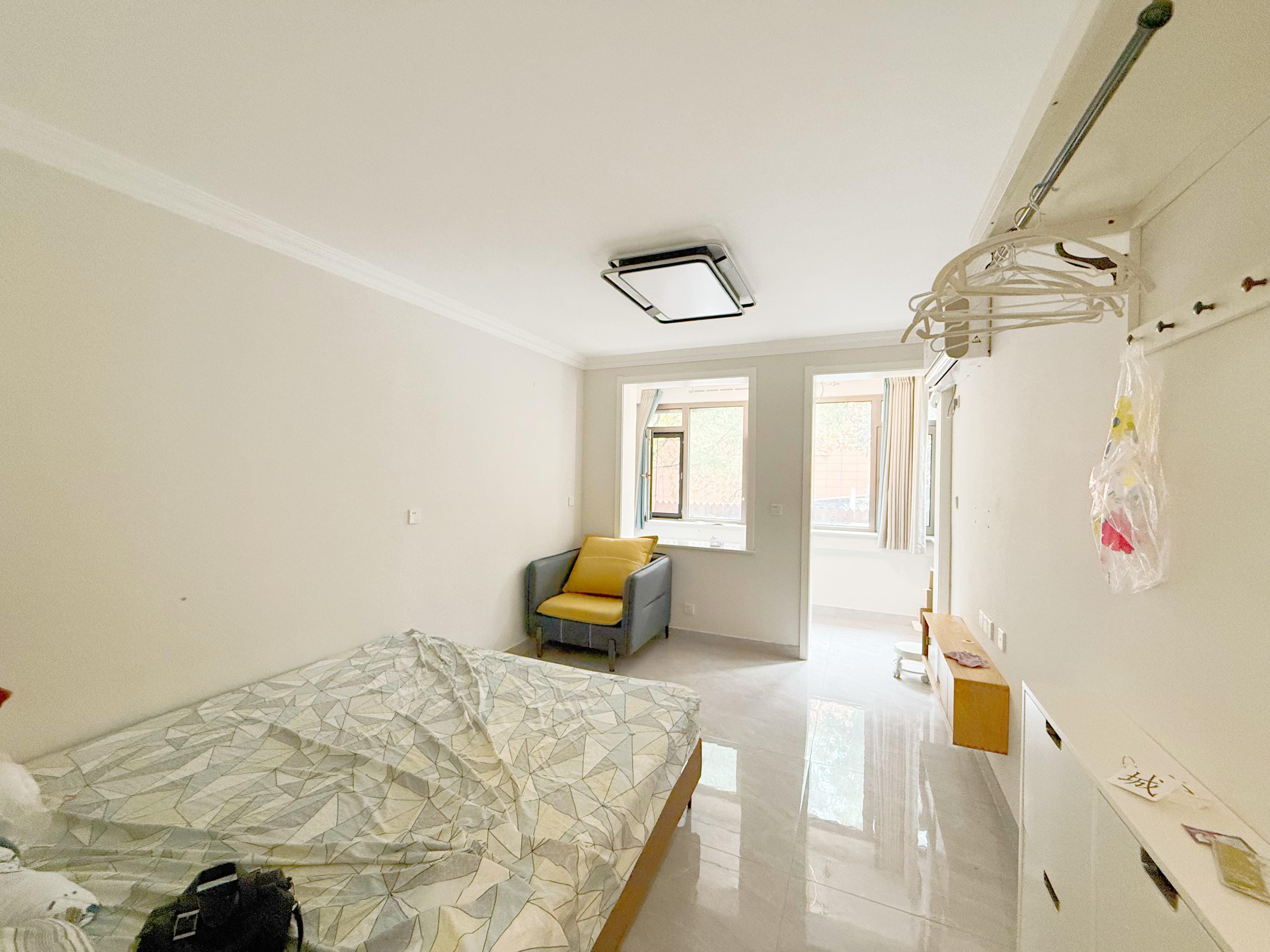  胜利大街54-1号 南