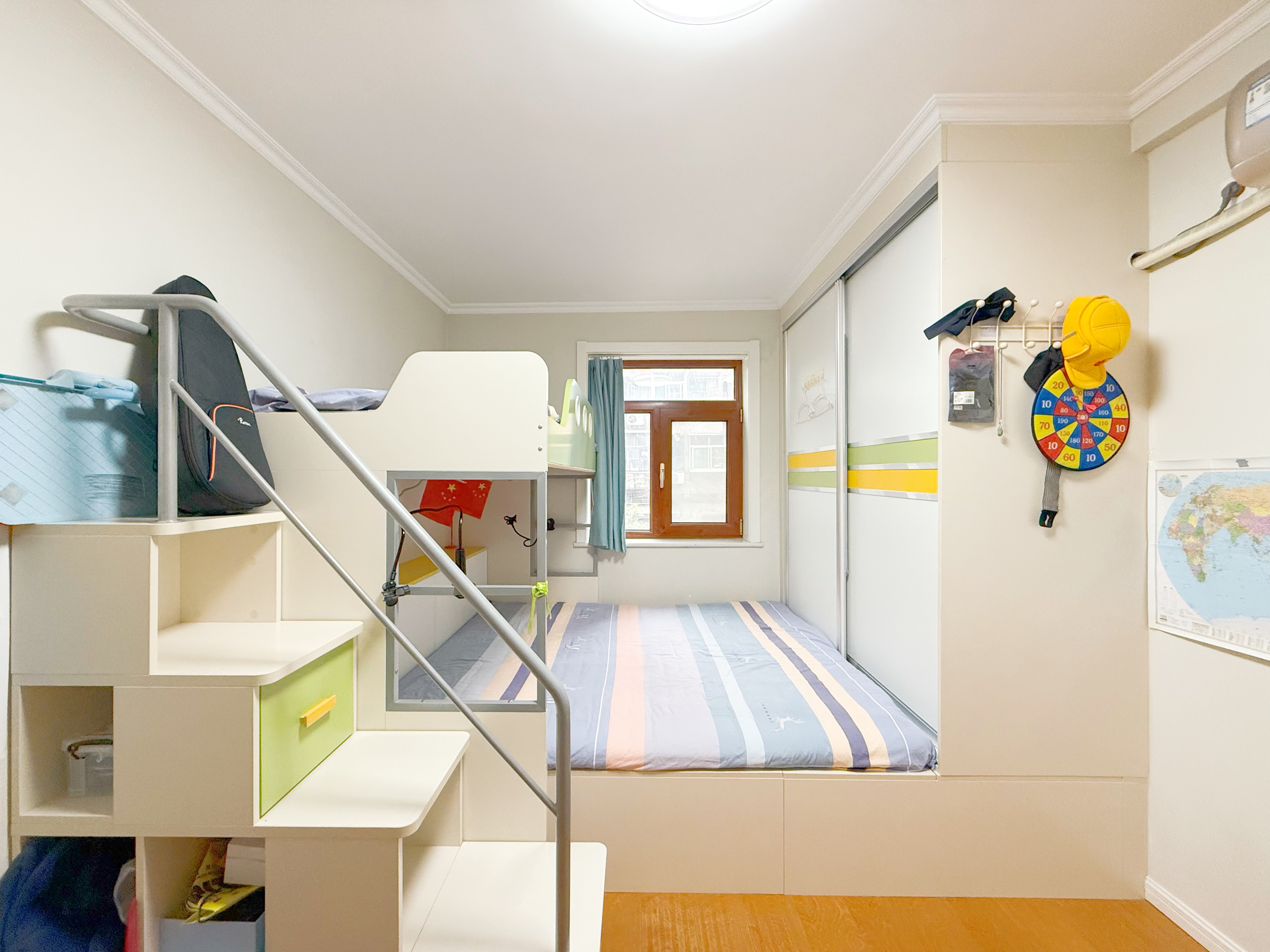 三里庄东街98号