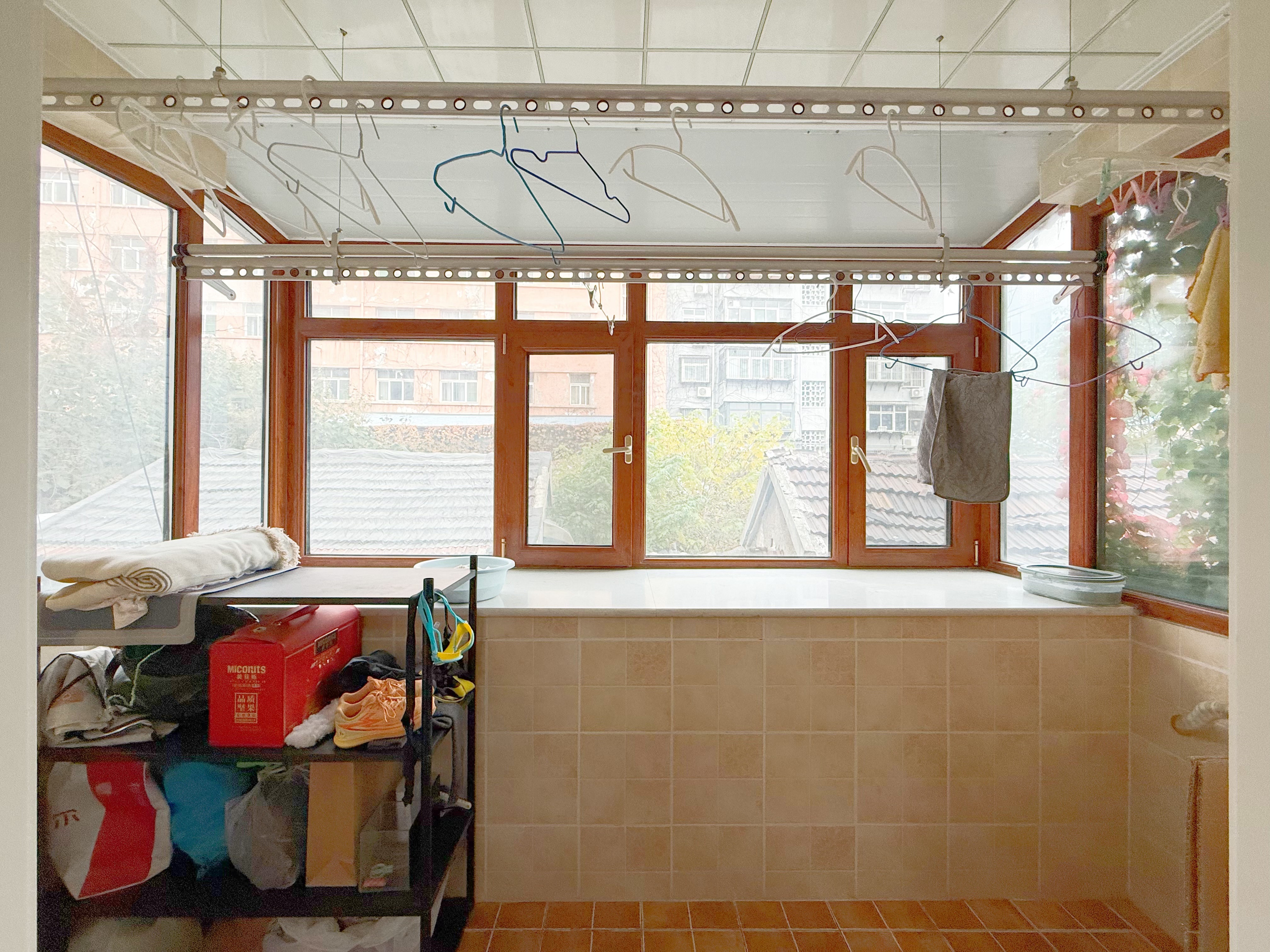 三里庄东街98号