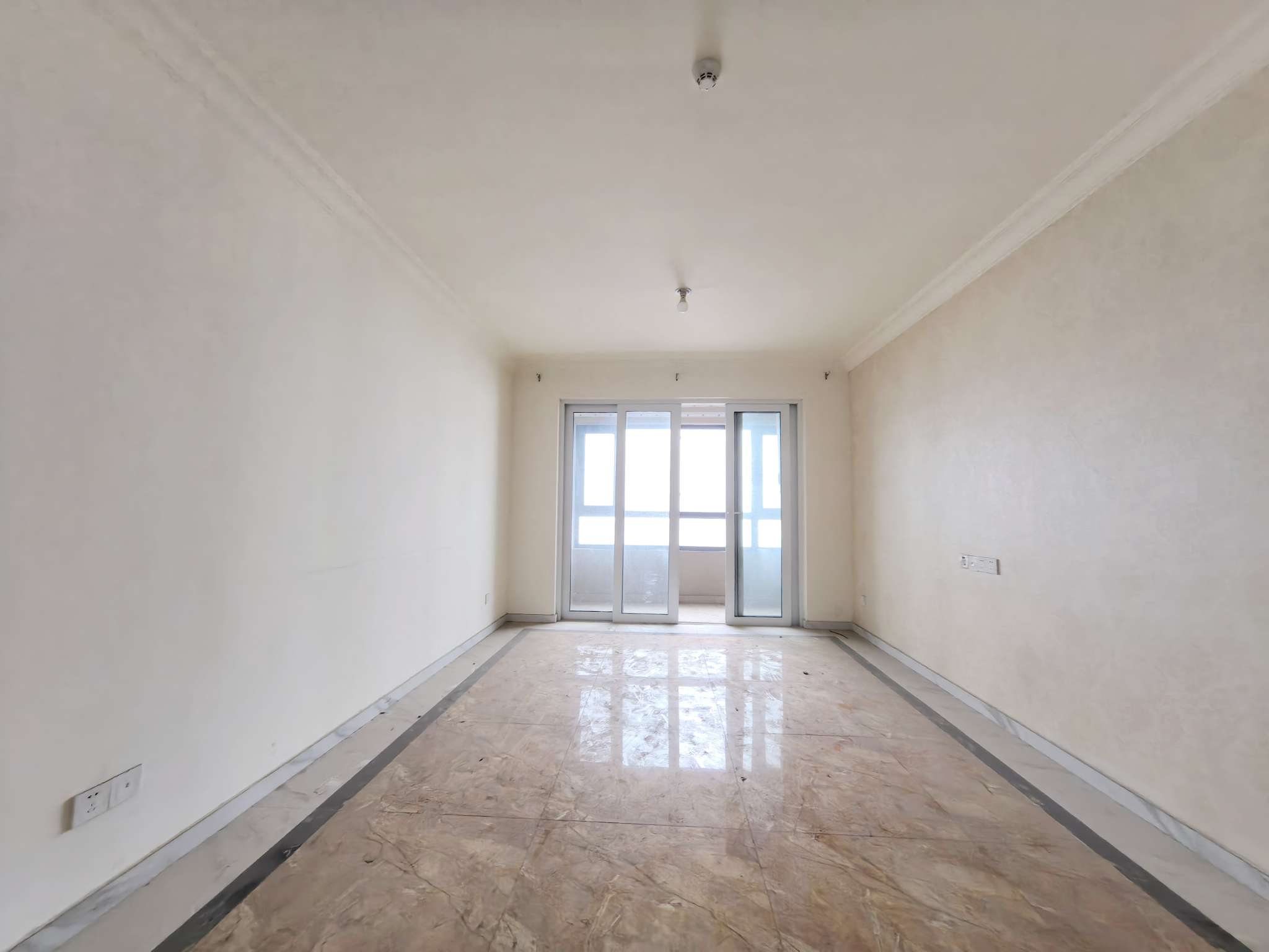  碧桂园凤凰城东区高层 南北