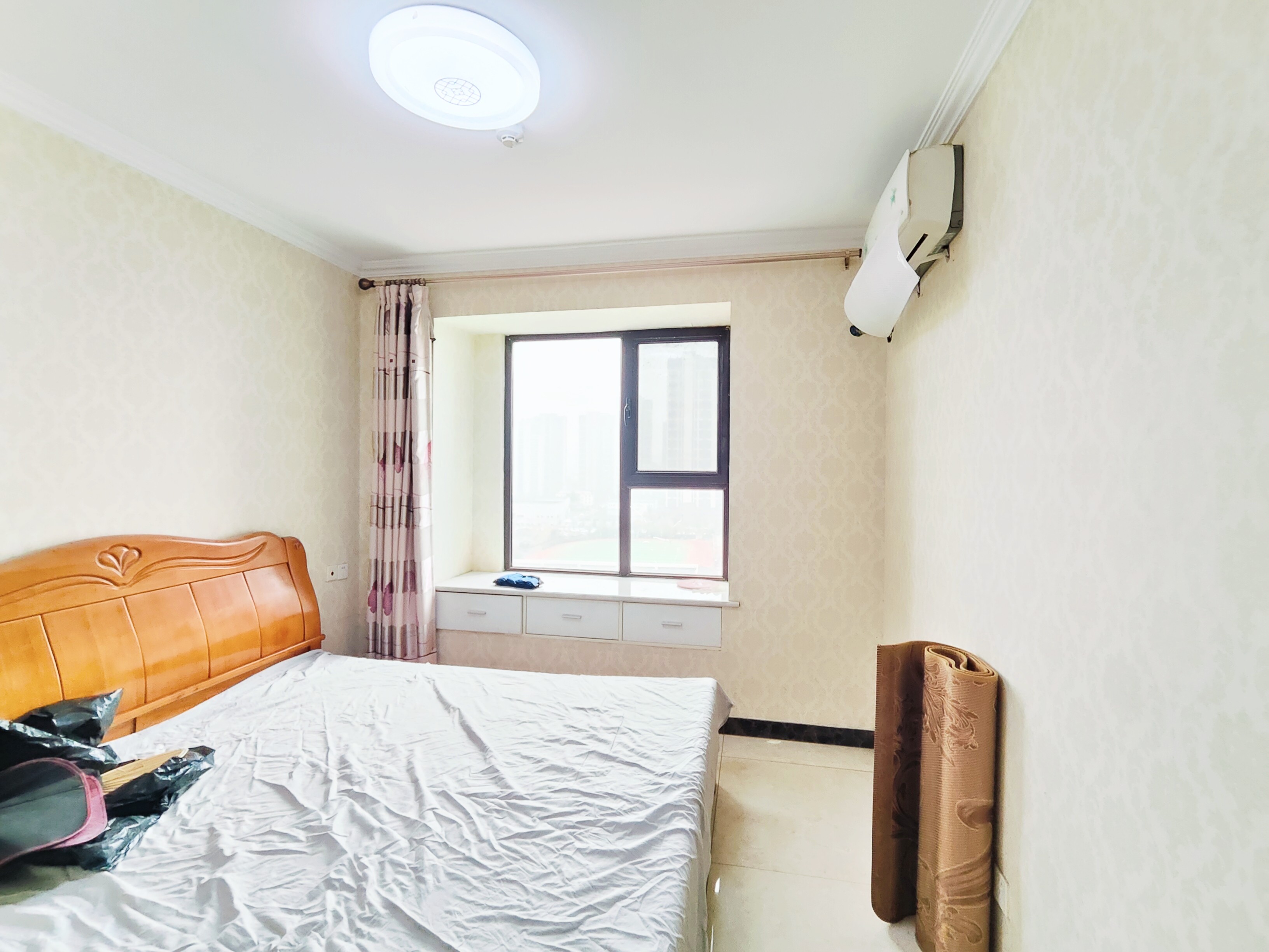 海尔云世界滟澜公馆花园