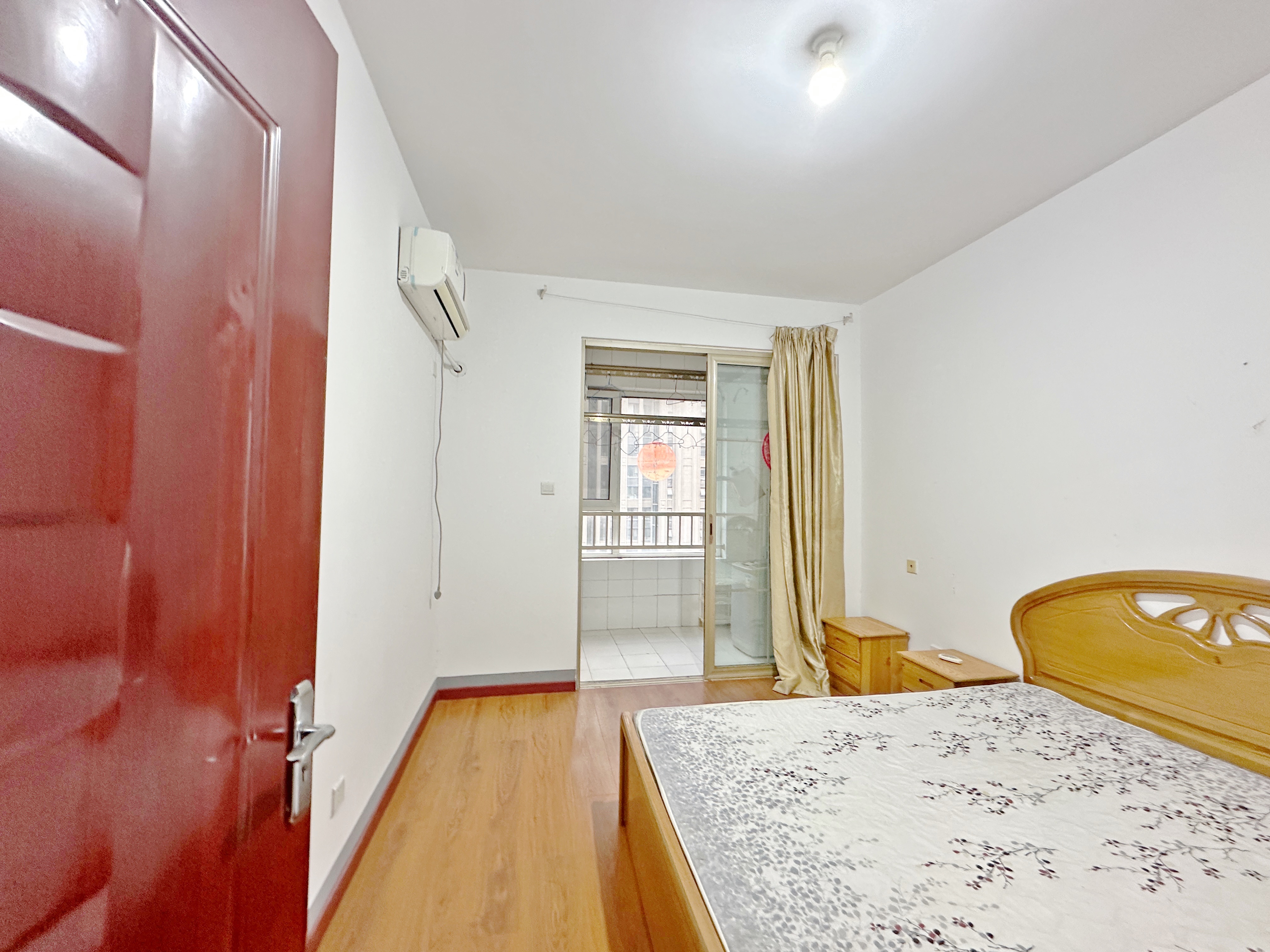 绿地新里卢浮公馆