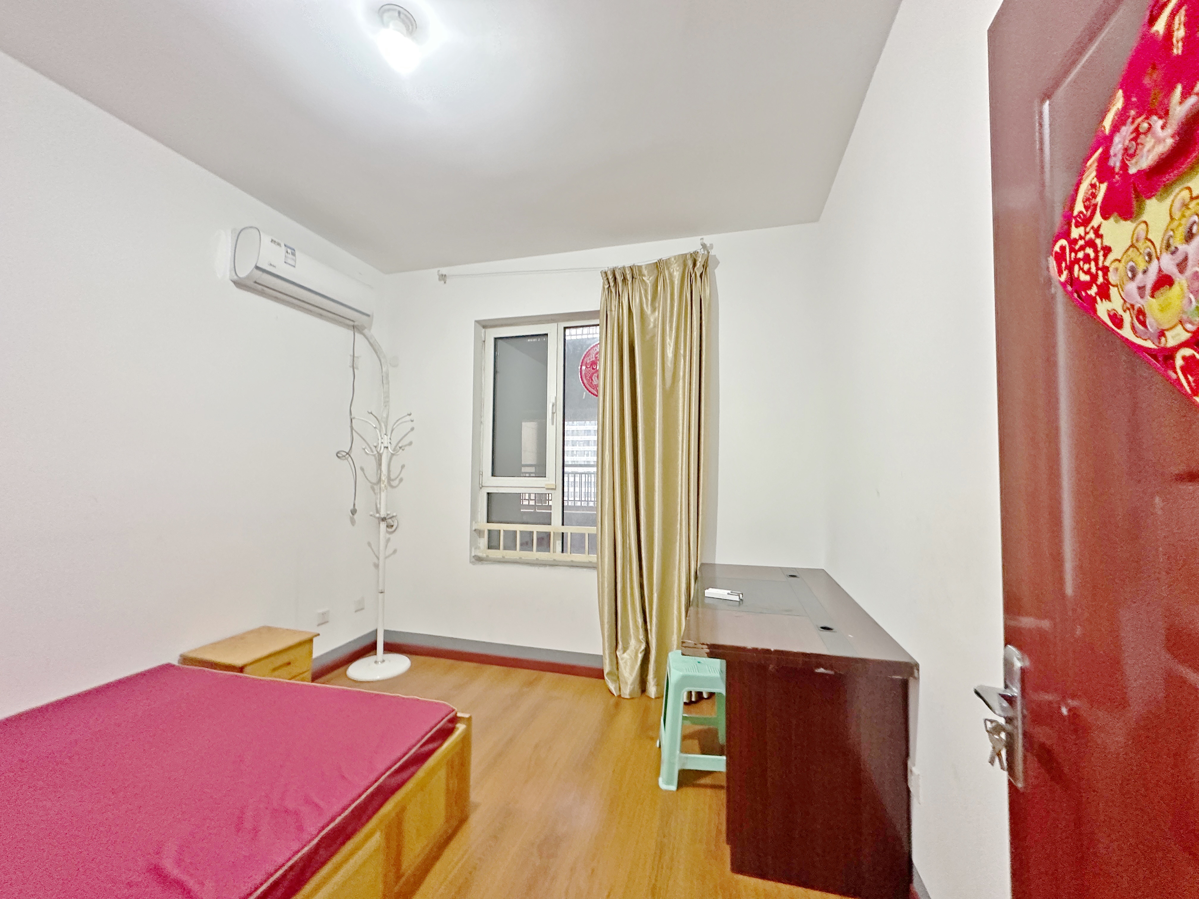 绿地新里卢浮公馆