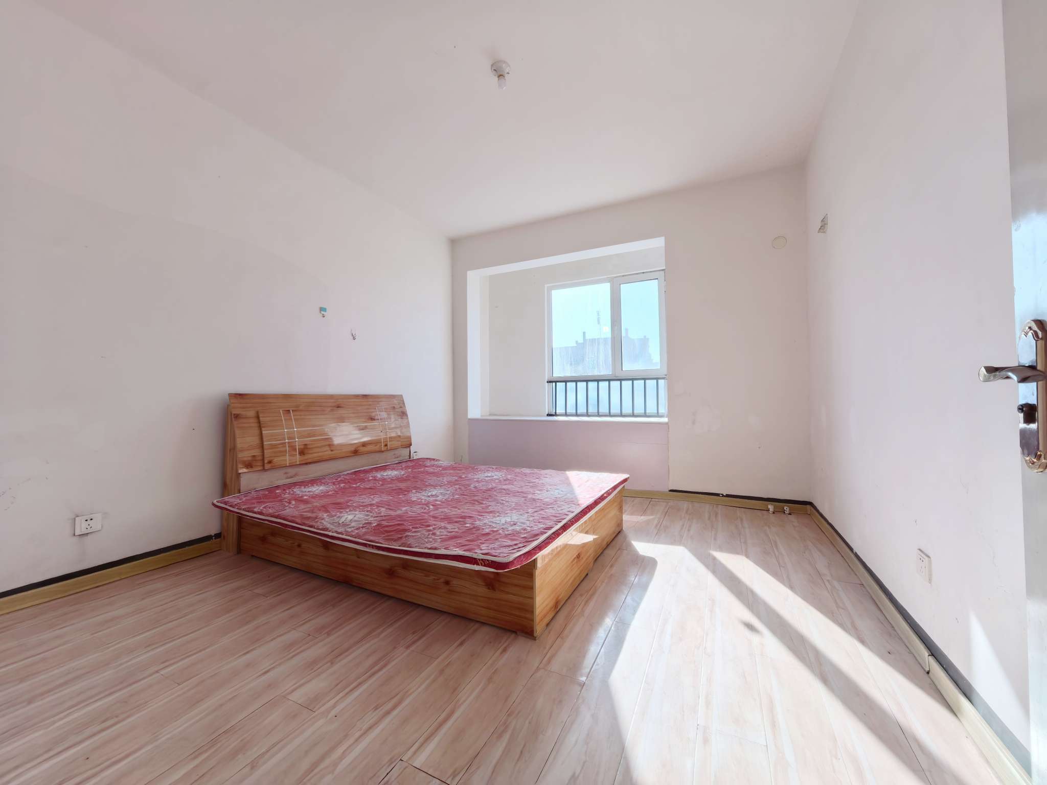 中国铁建明山秀水