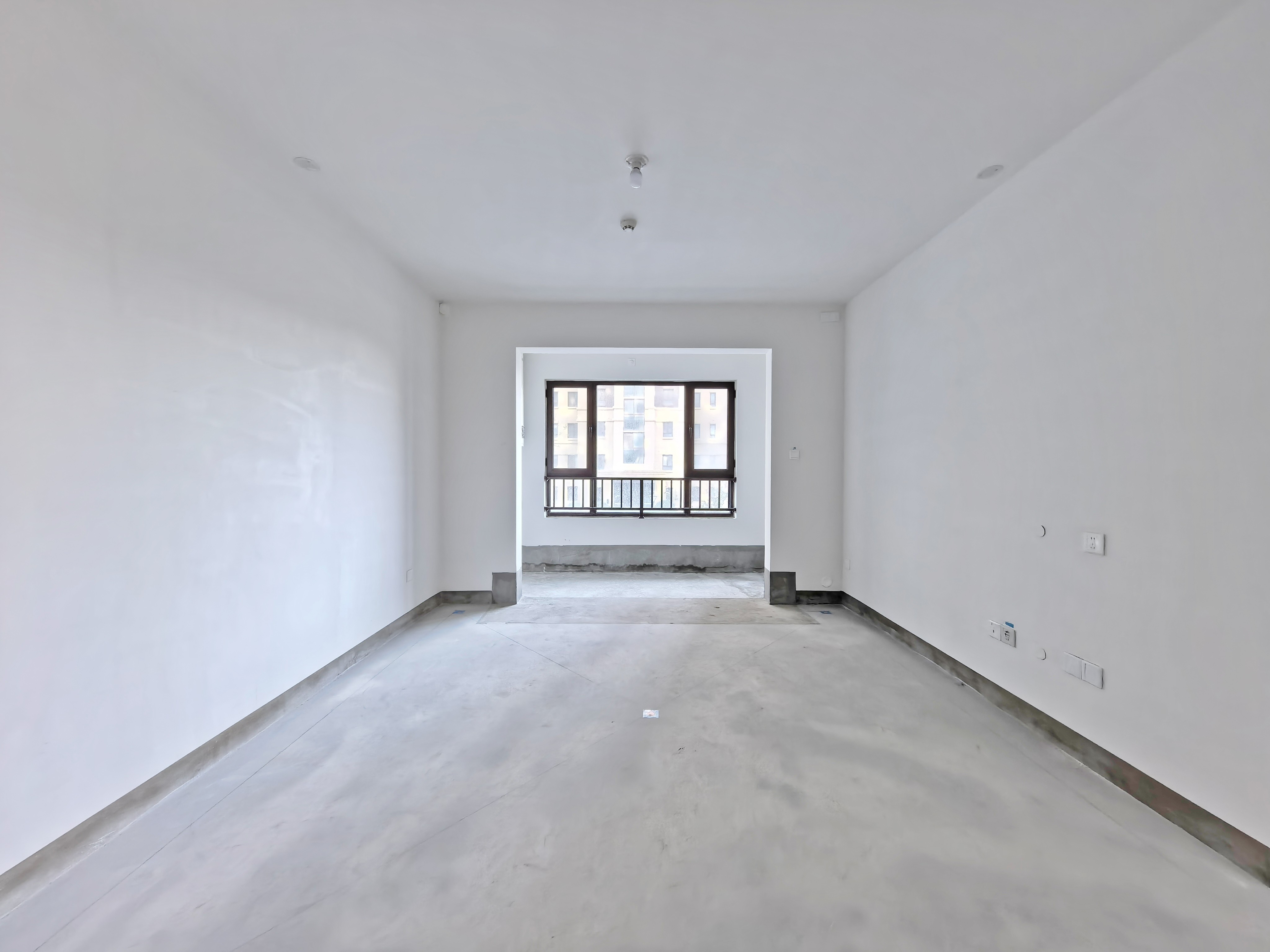  中建锦绣首府 南北