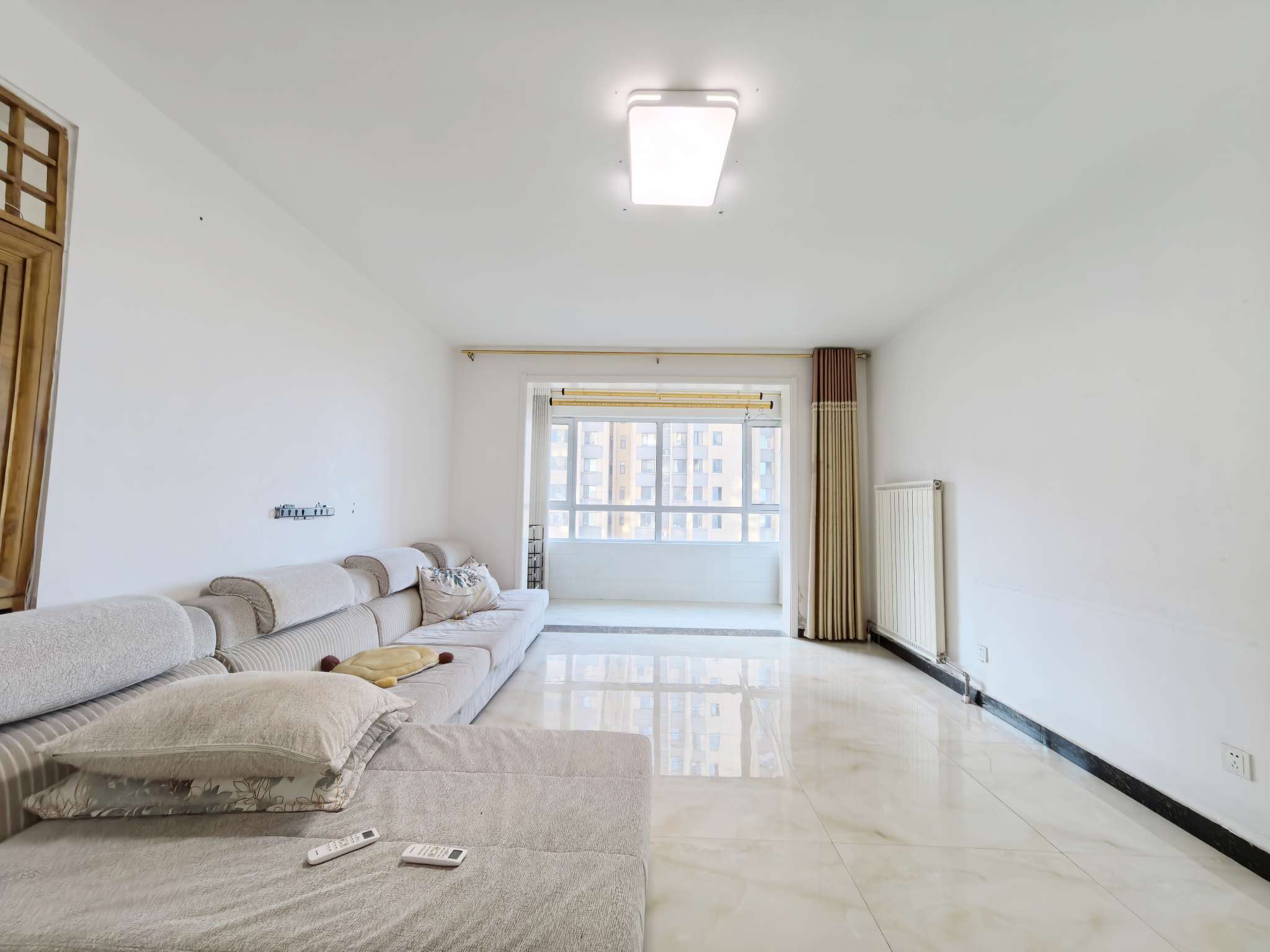  中国铁建明山秀水 南