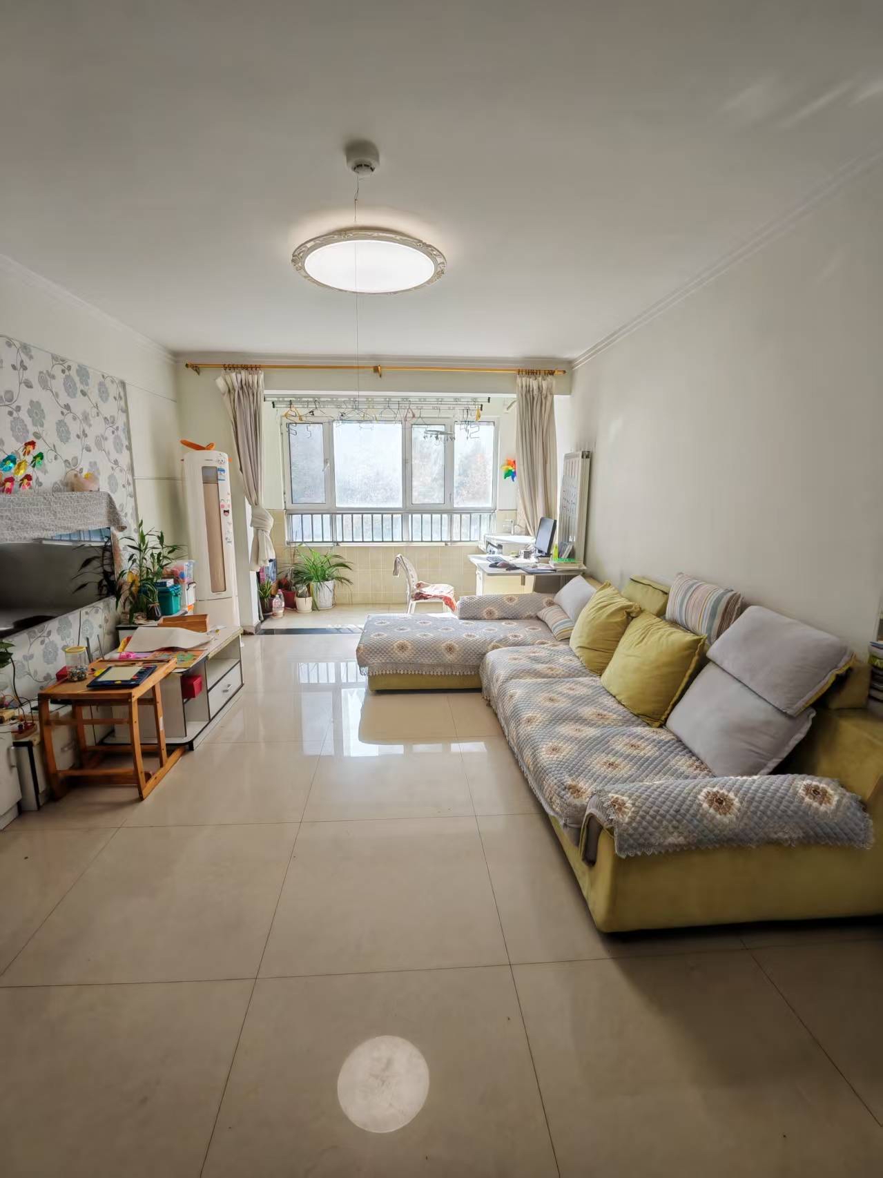 整租·鲁商凤凰城3居室精装,近地铁随时看房