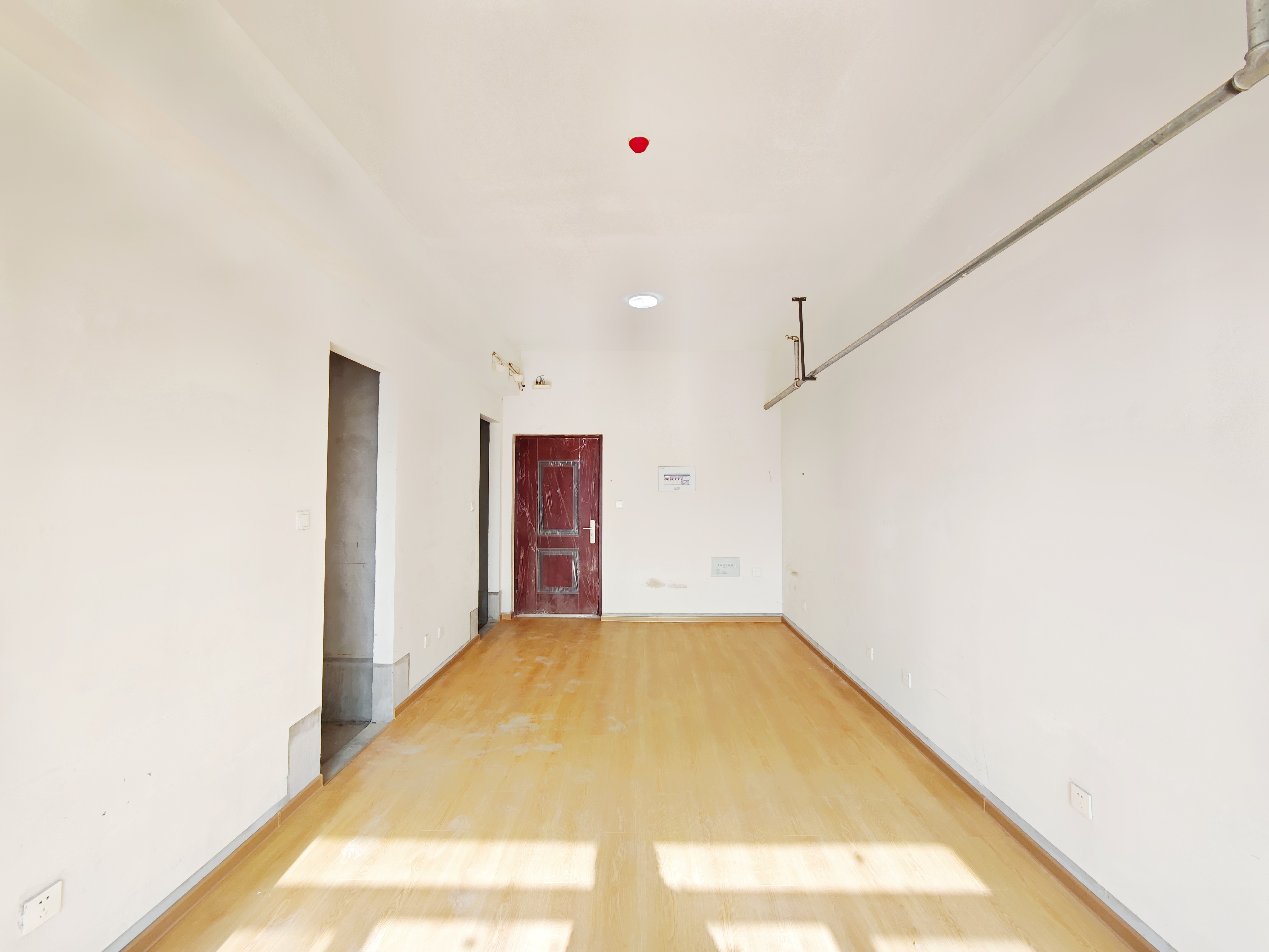  路港商业广场 南