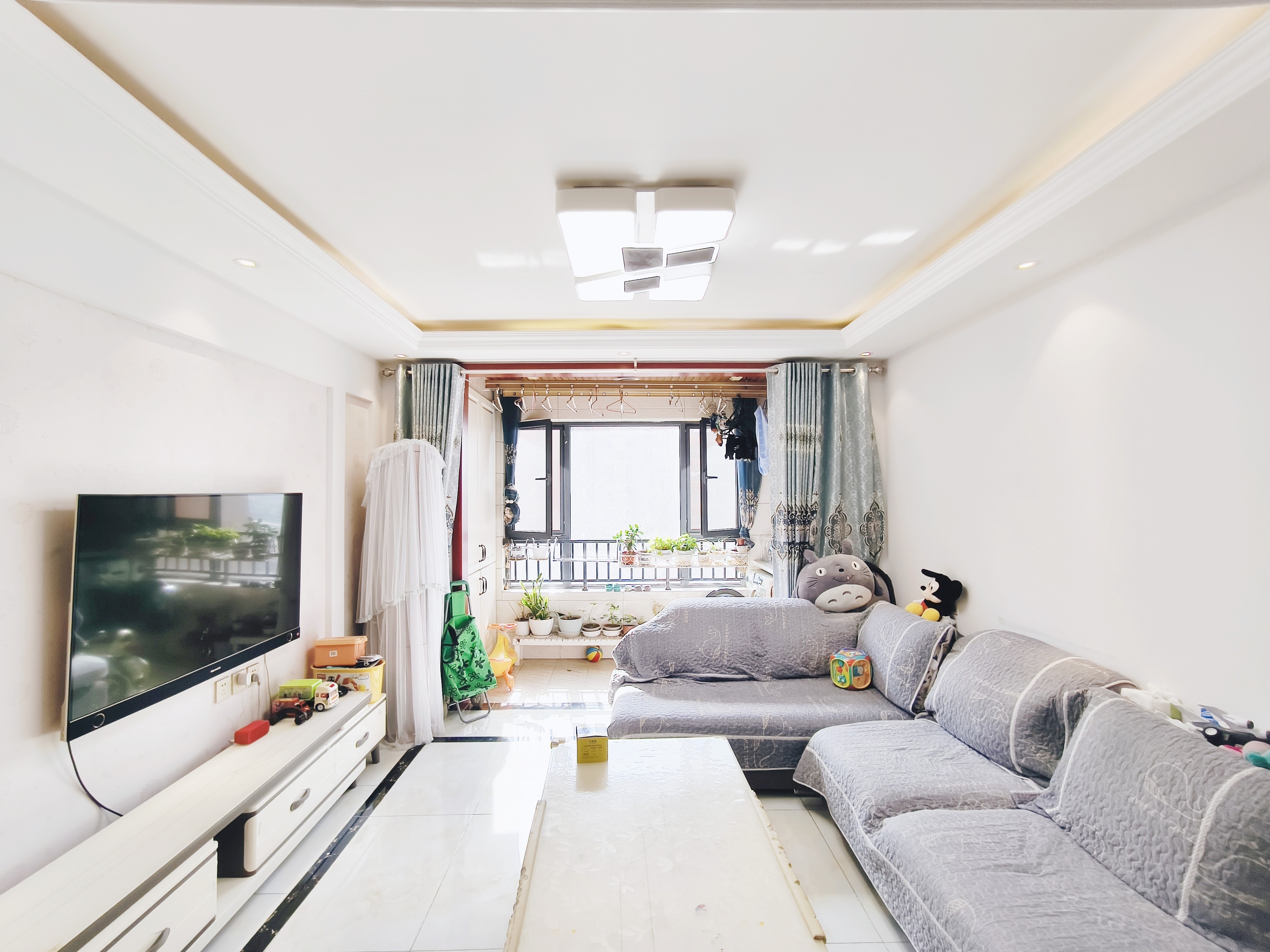  中建新悦城 南北