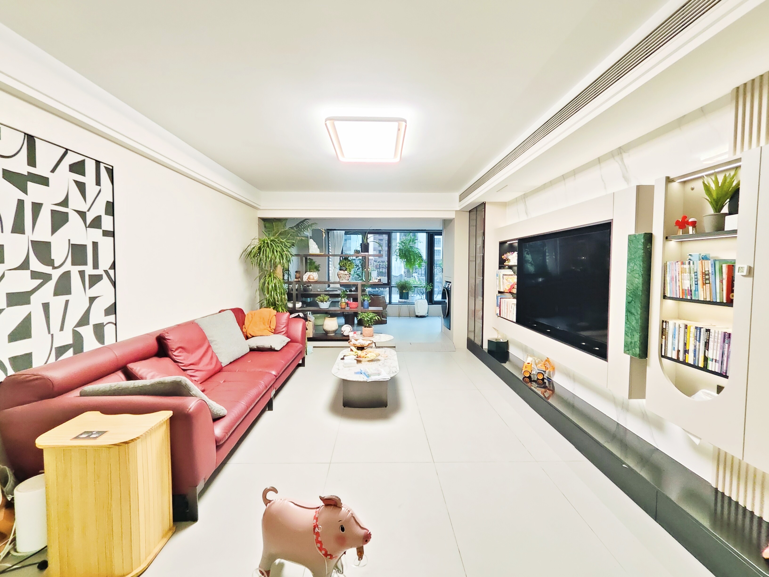  海尔云世界滟澜公馆花园 南北