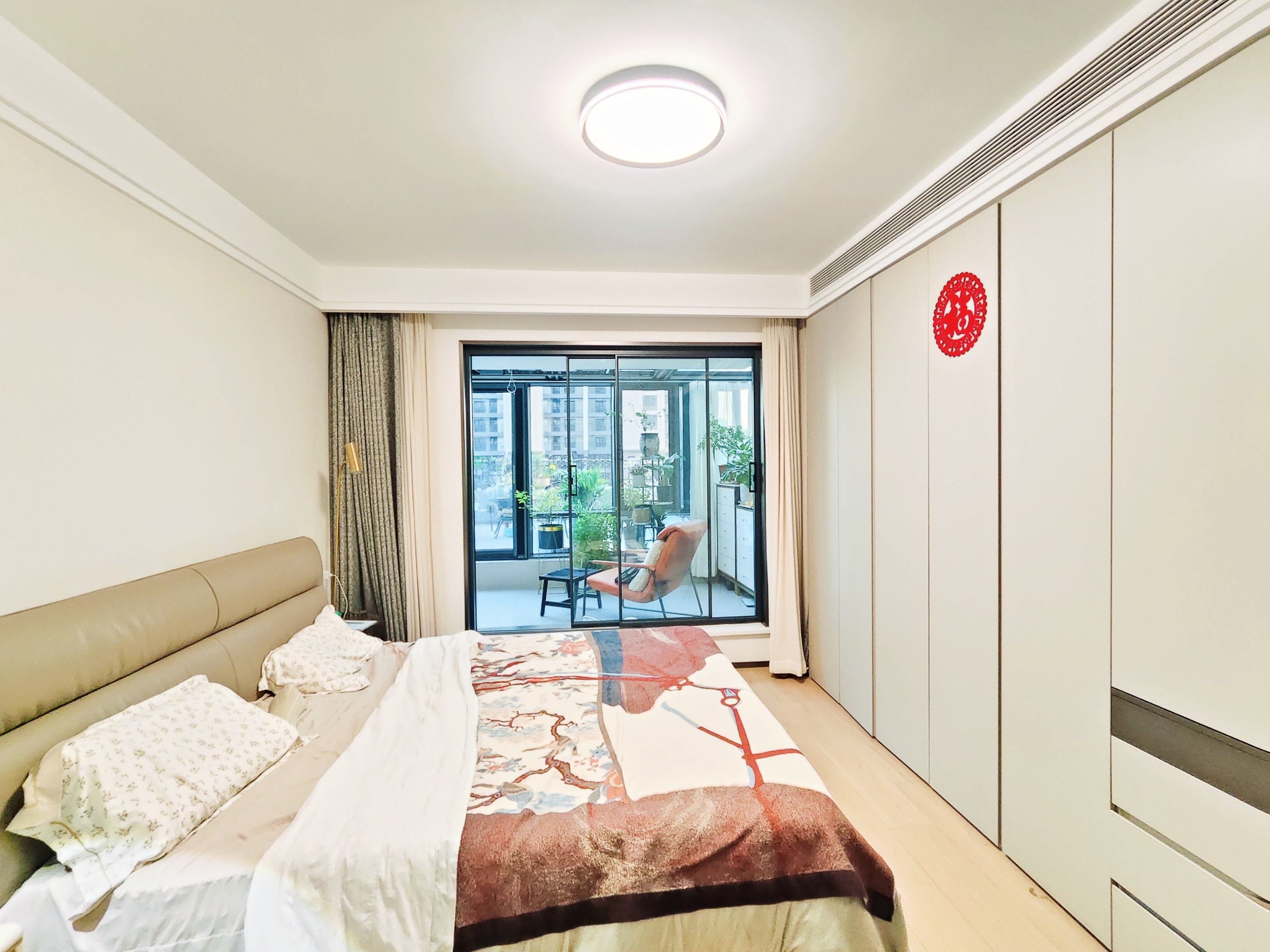 海尔云世界滟澜公馆花园