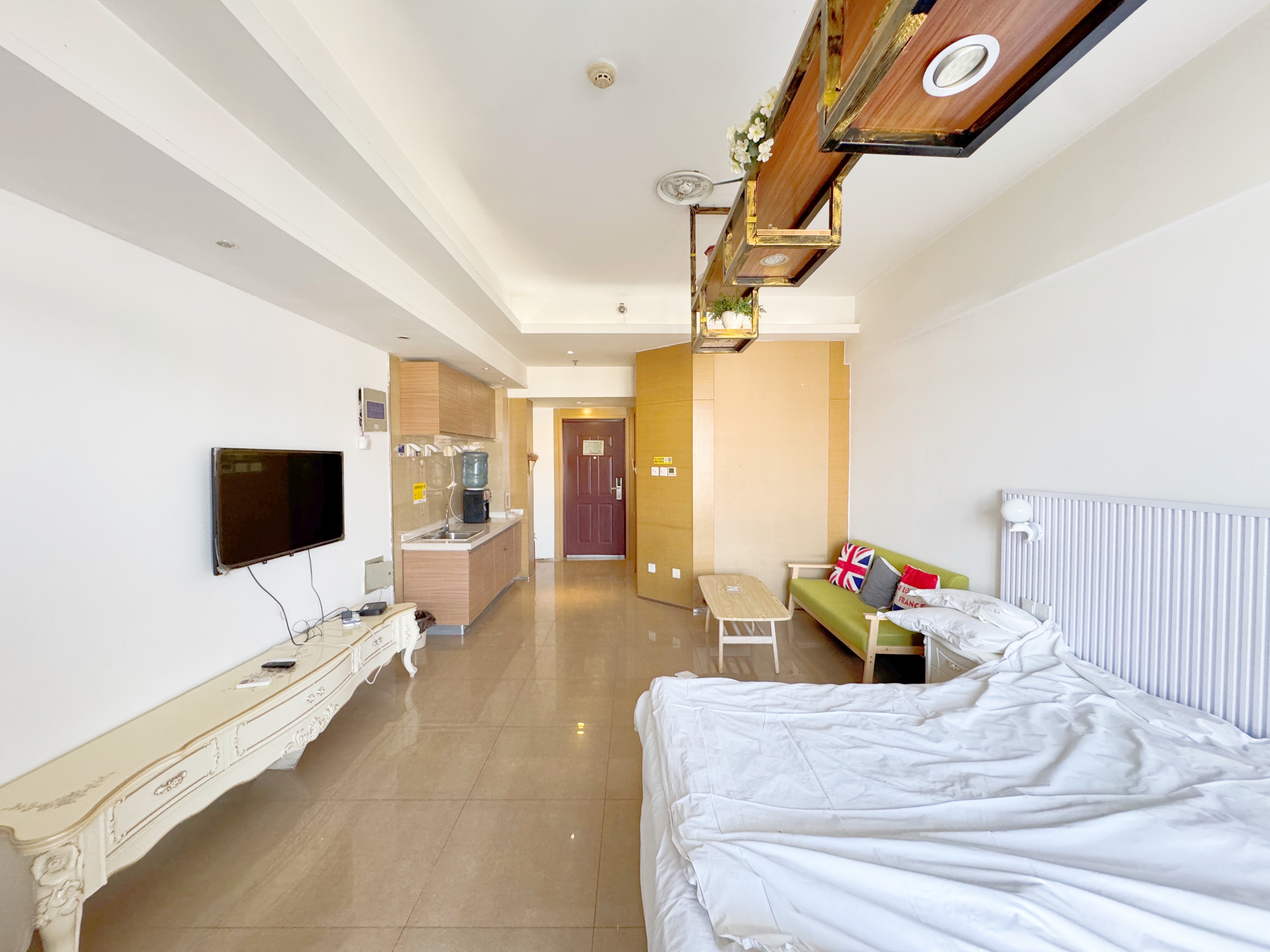 南益名泉春晓公寓