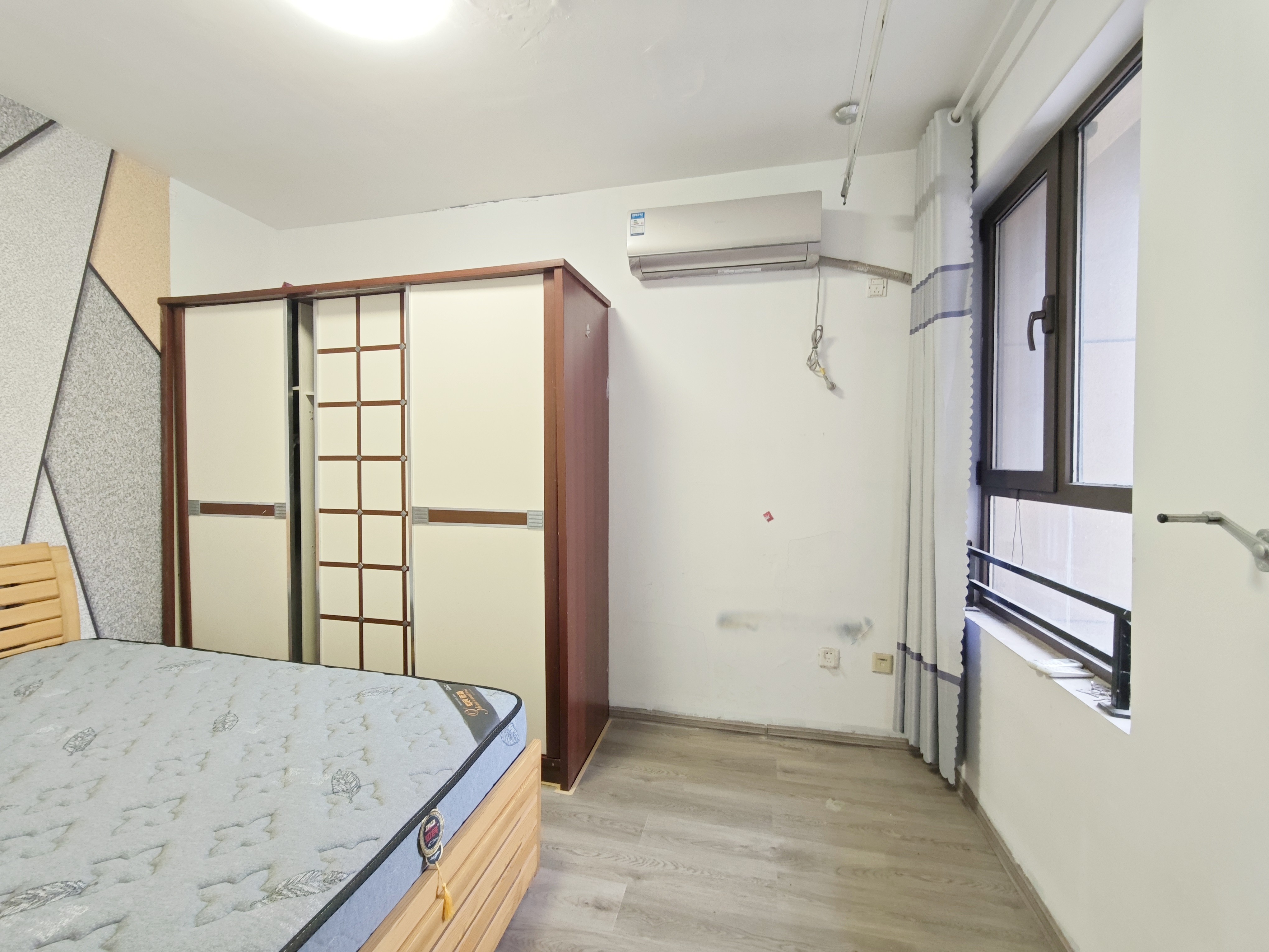 鲁邦奥林逸城东区