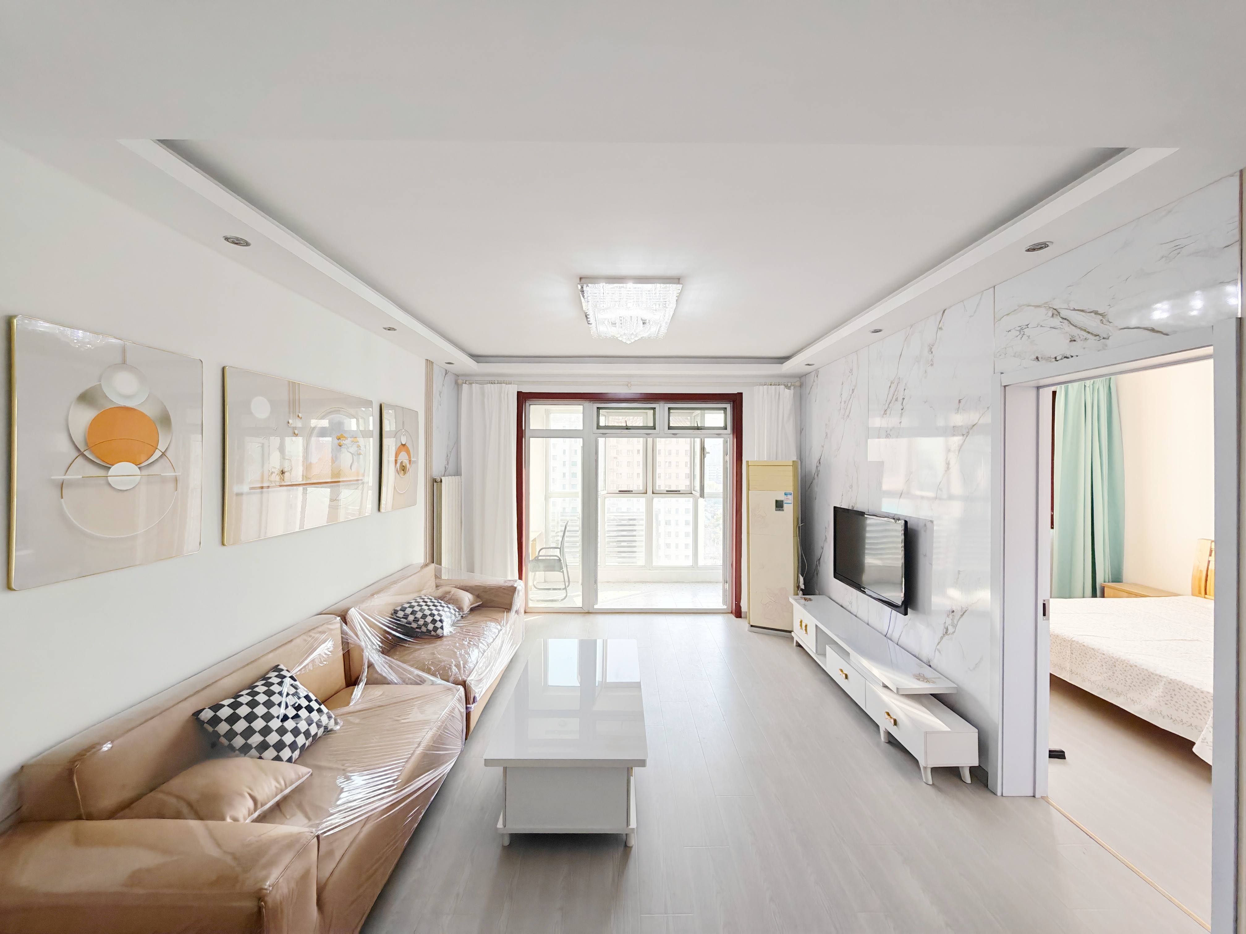  鲍德现代逸城 南北