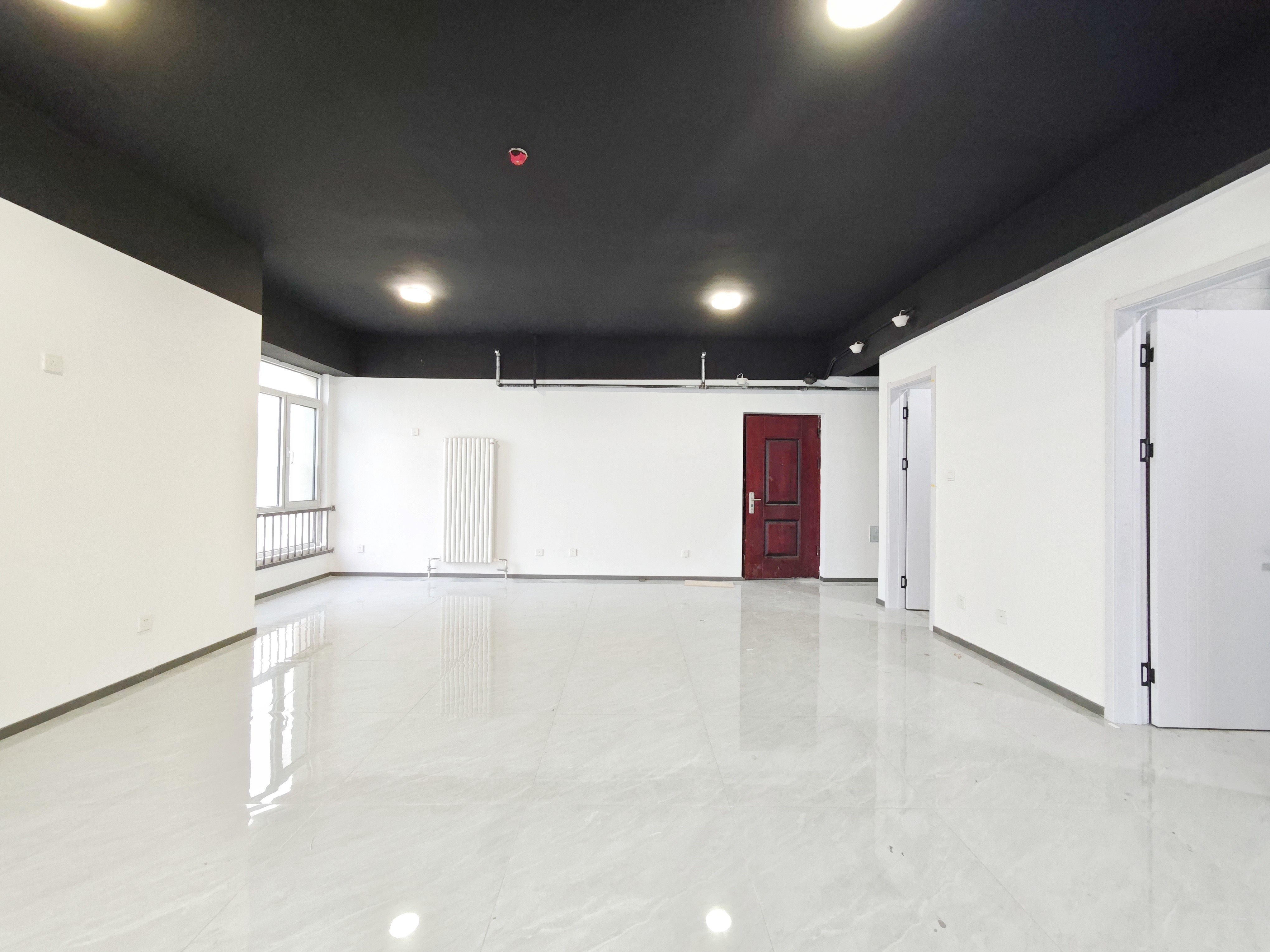  路港商业广场 南