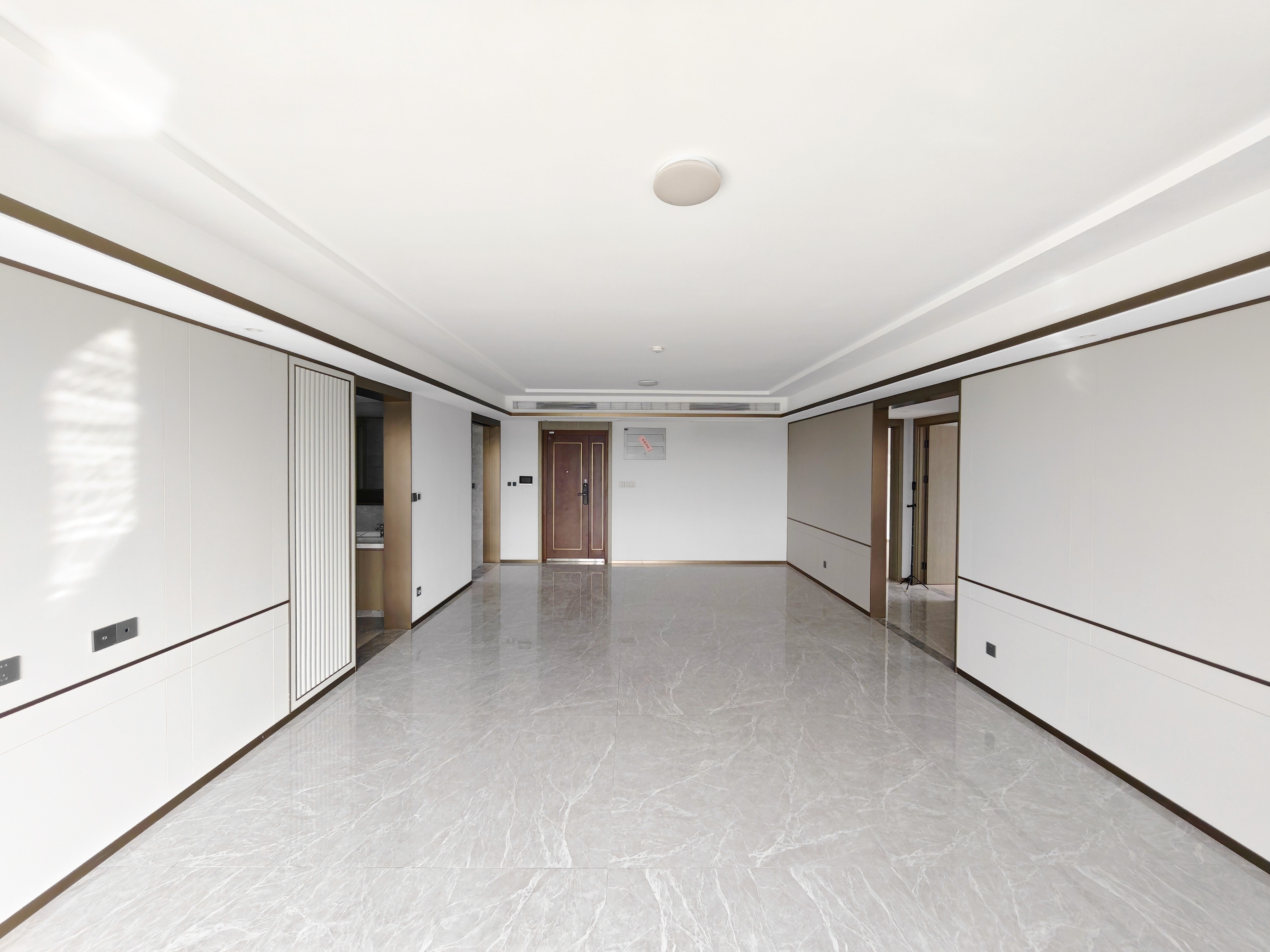  明湖壹品苑 南北