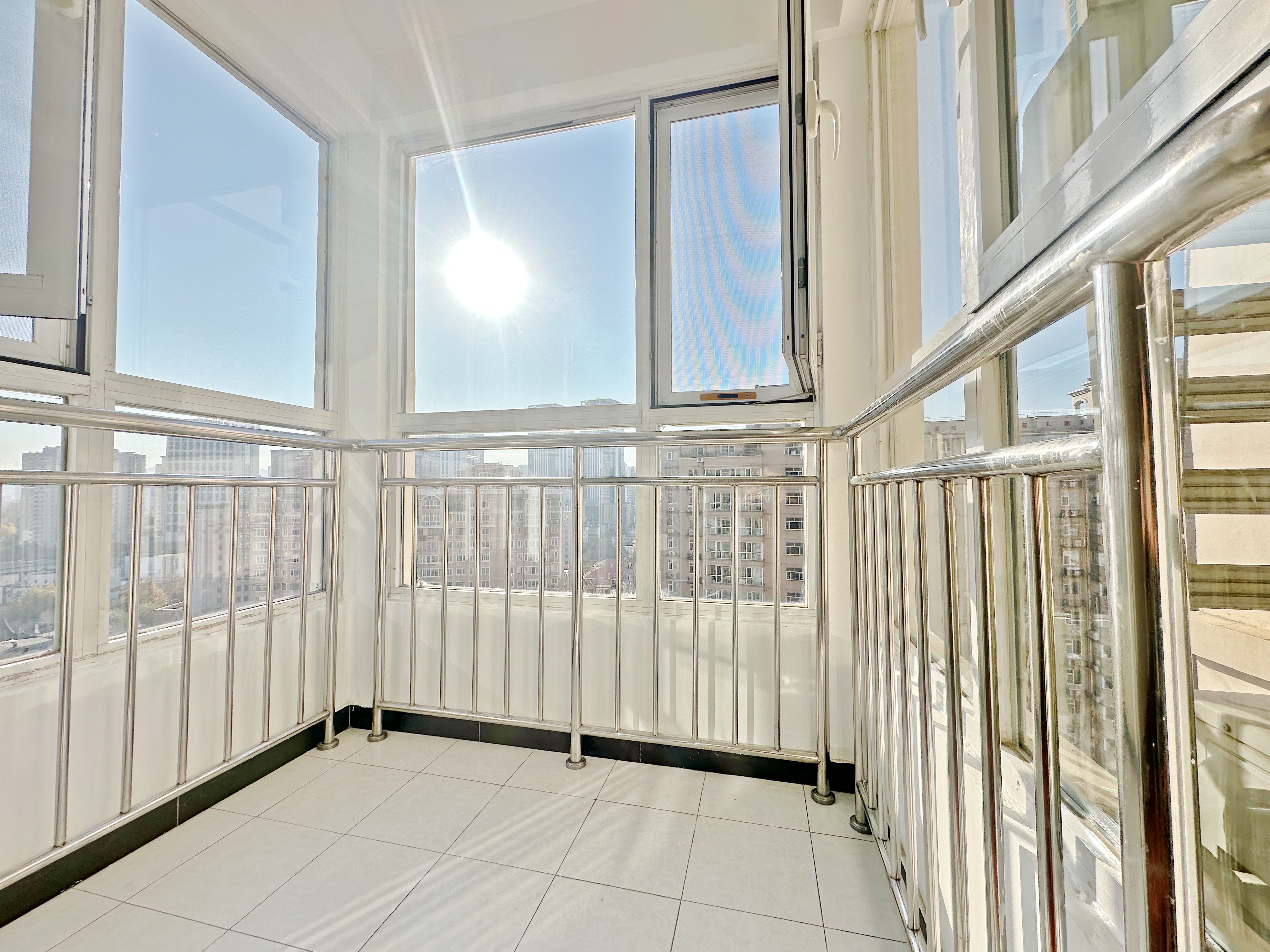 新世界阳光花园