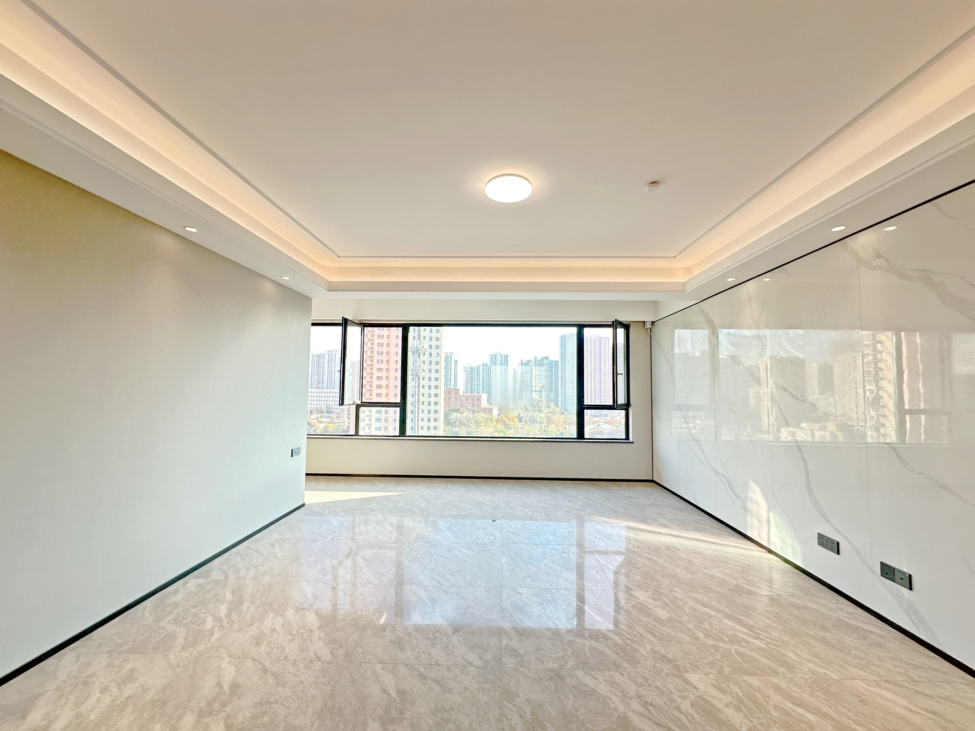  远洋万和公馆 南北