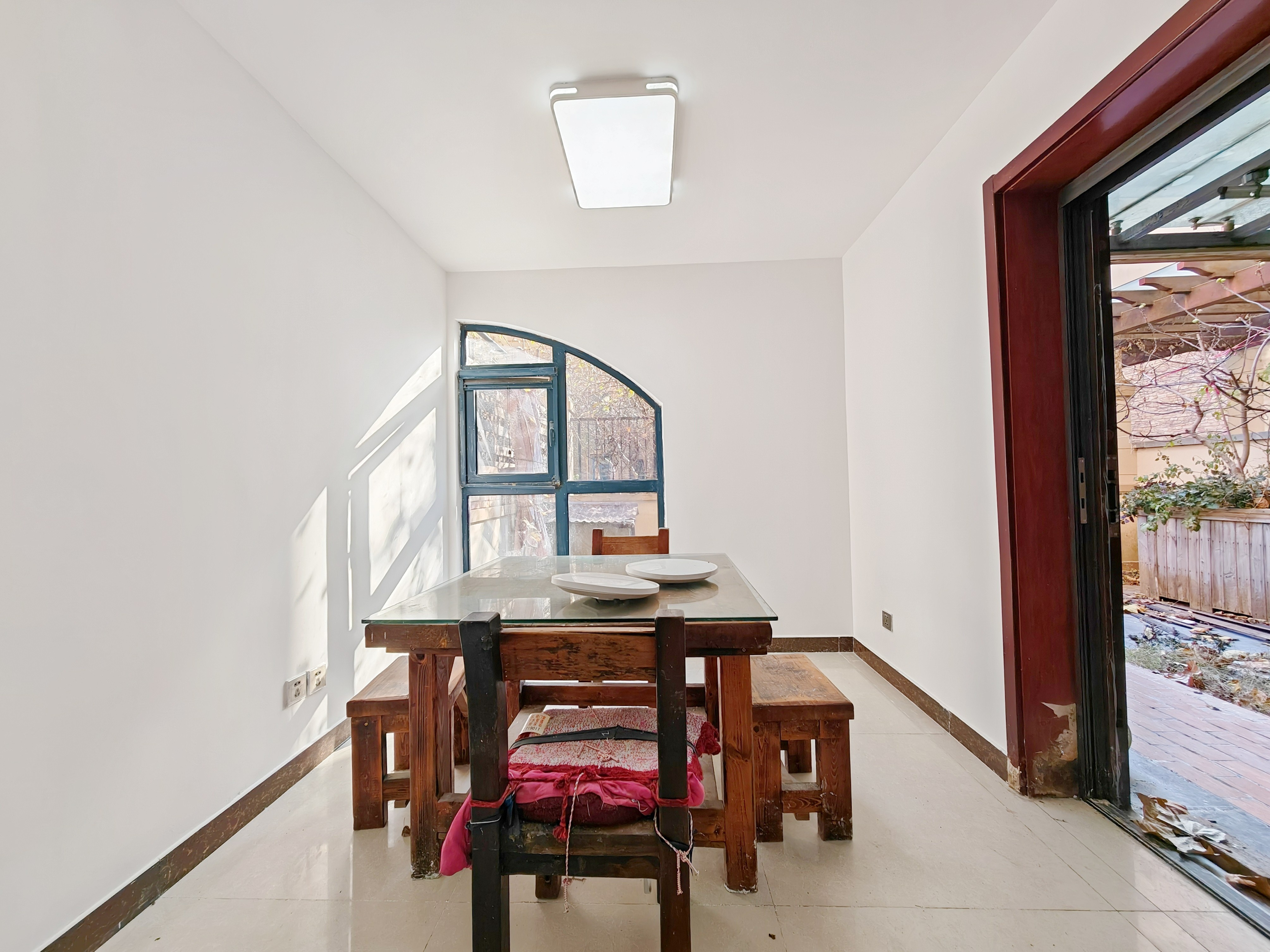  建邦原香溪谷 南北