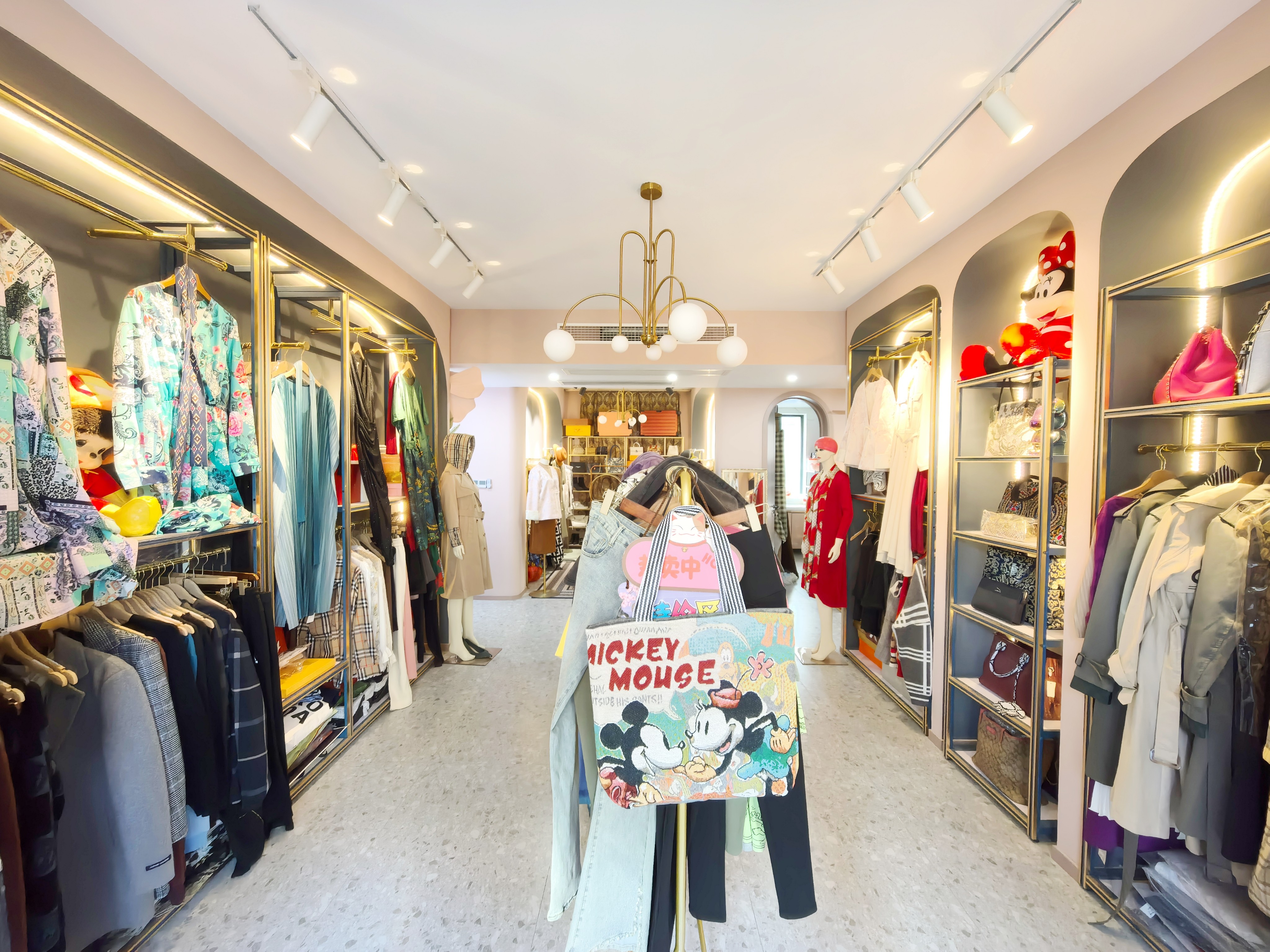  绿地IFC中央公馆 南