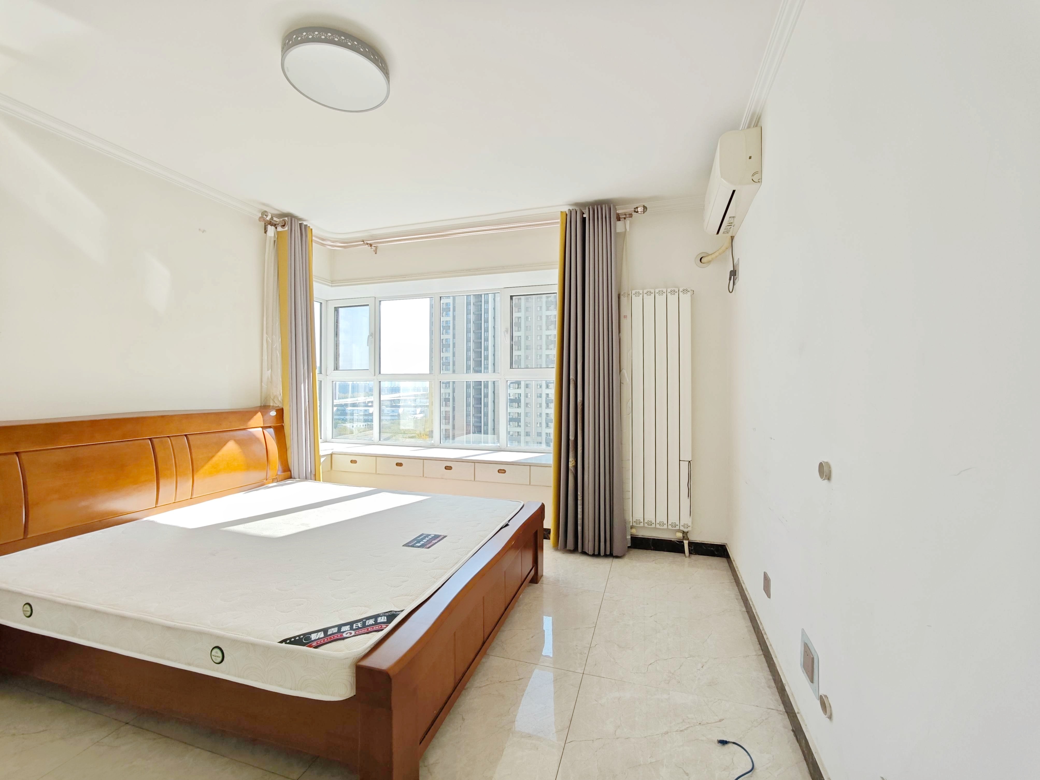 绿地新里香榭丽公馆