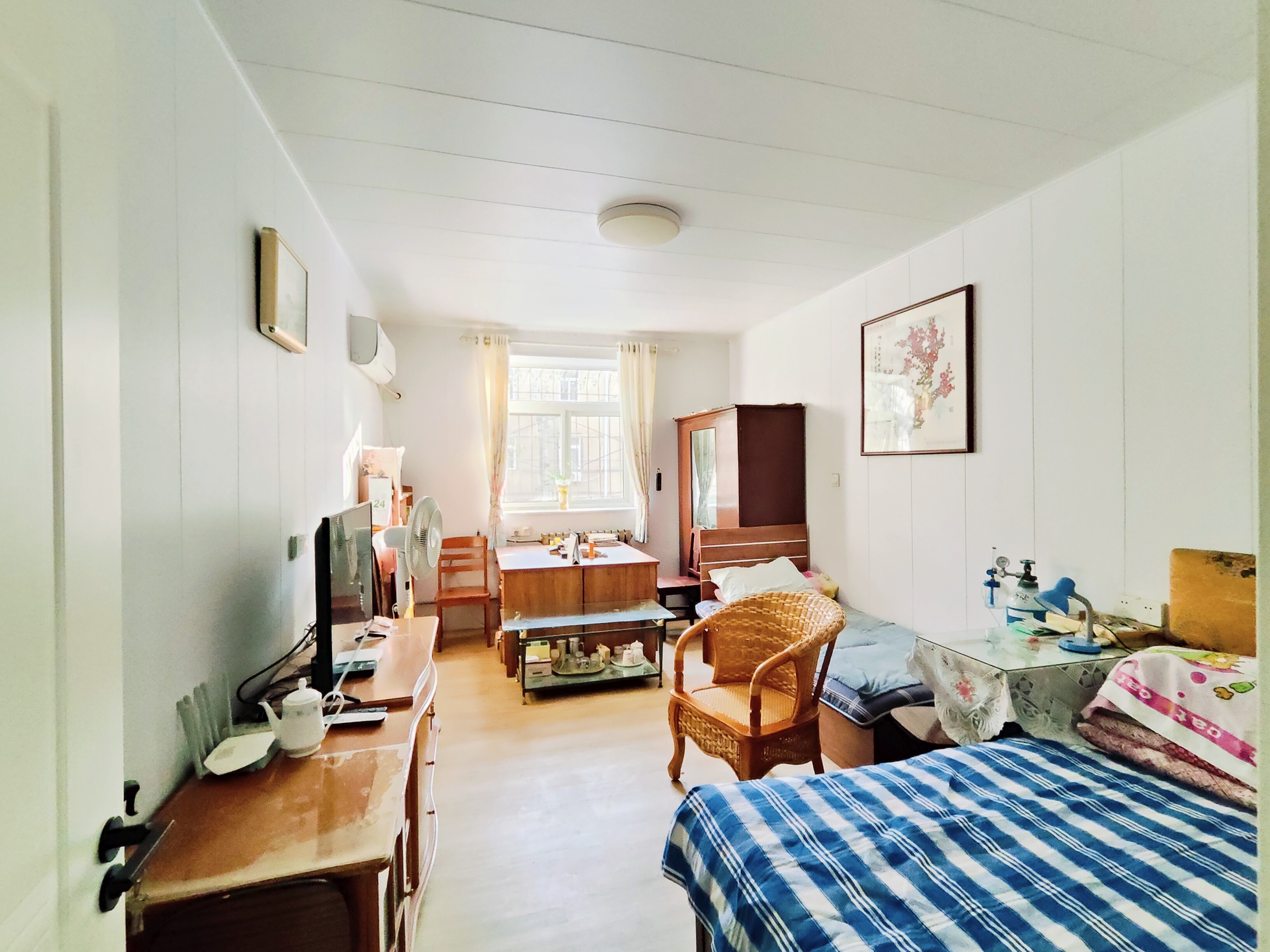  山大南路山大宿舍 南北