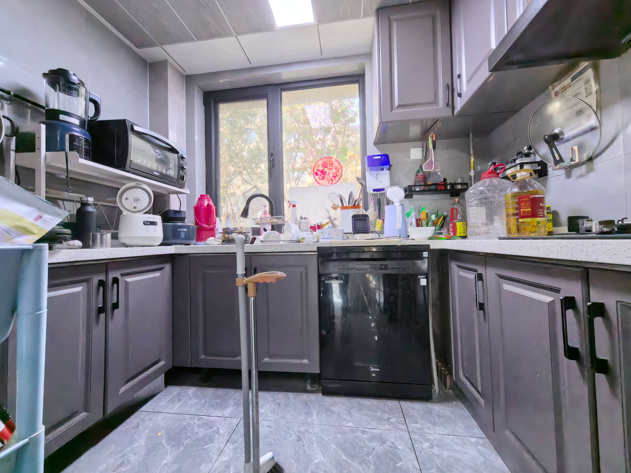 中康绿城百合花园