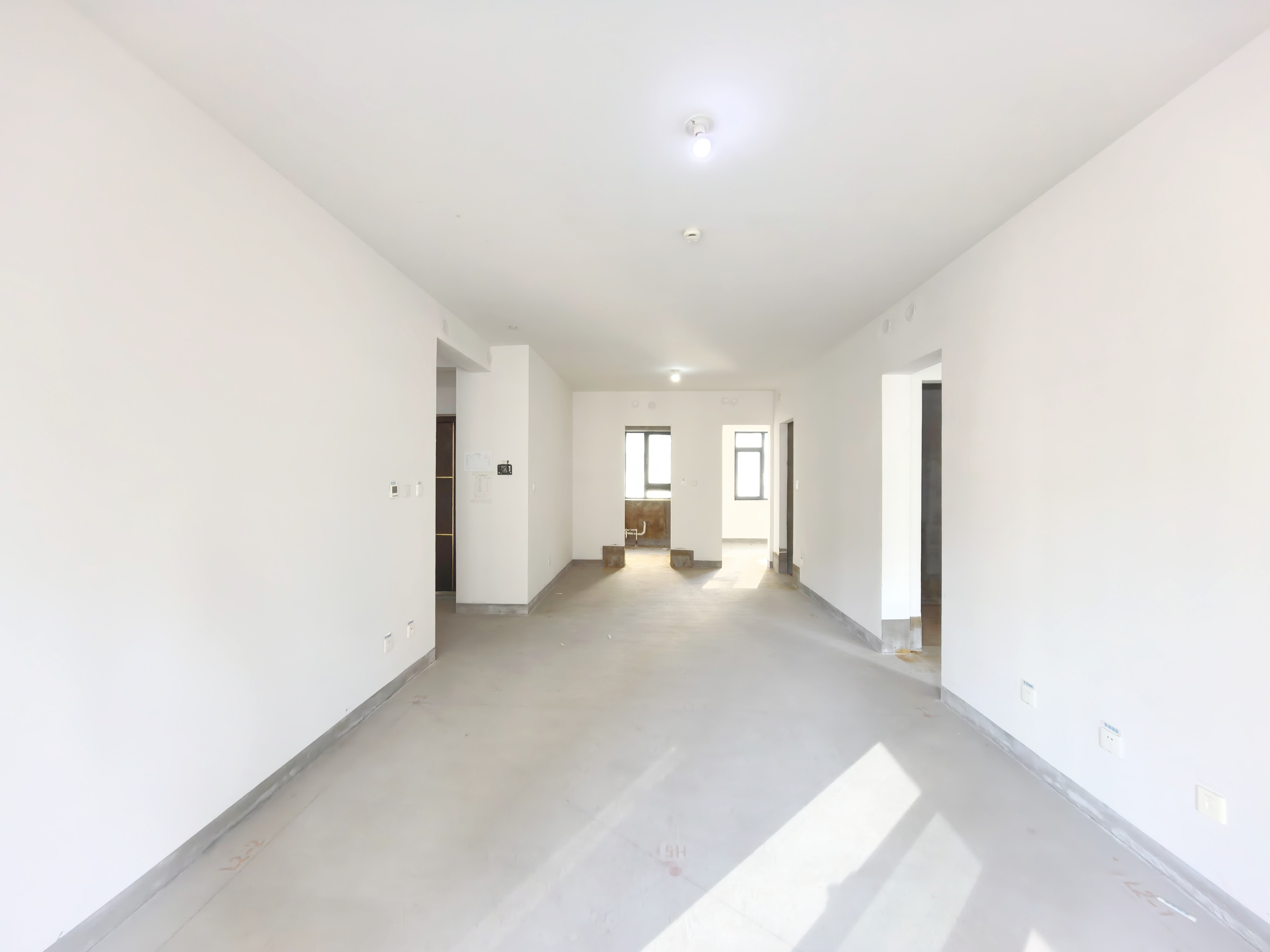  绿地IFC中央公馆 南北