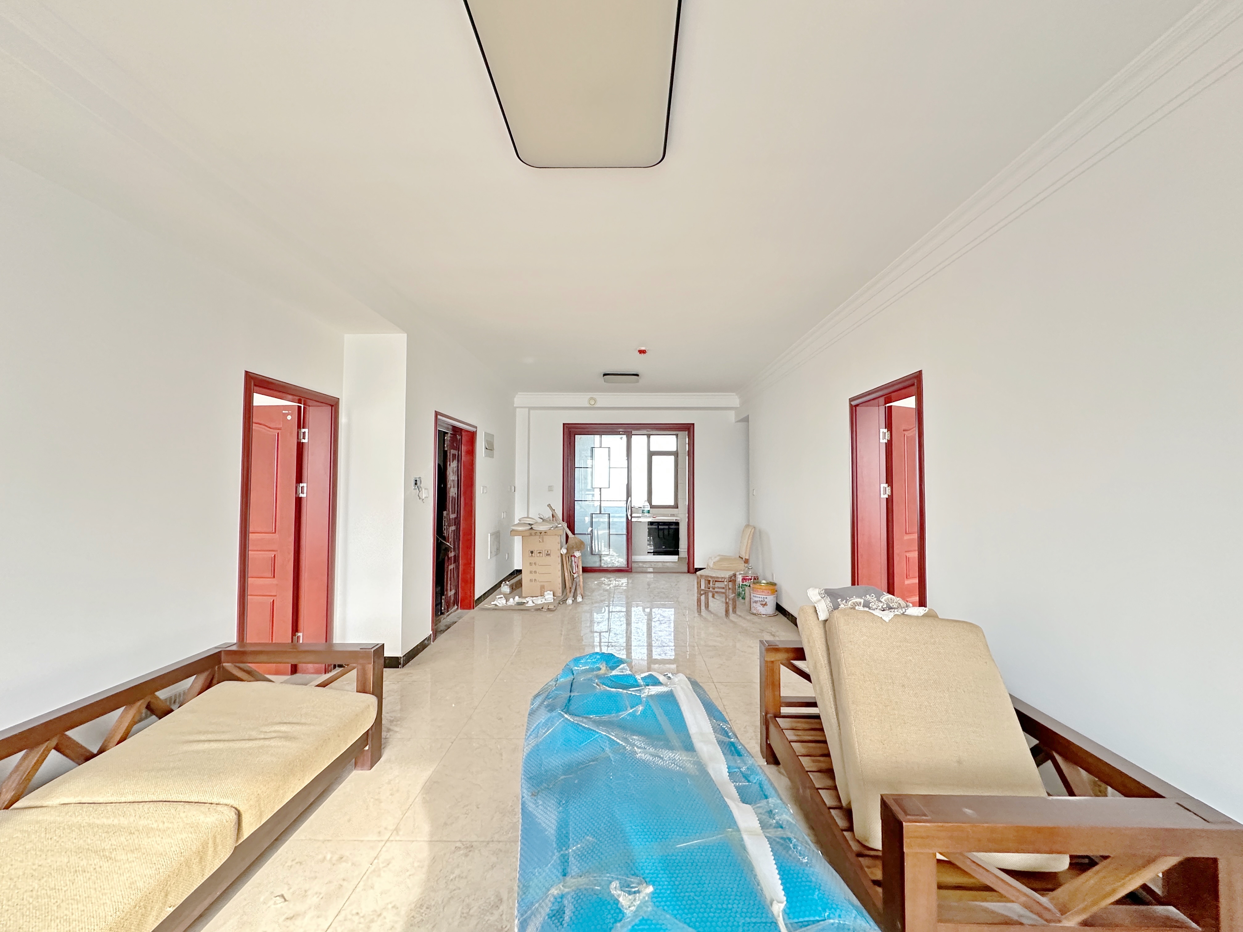  绿地海珀天沅 南北