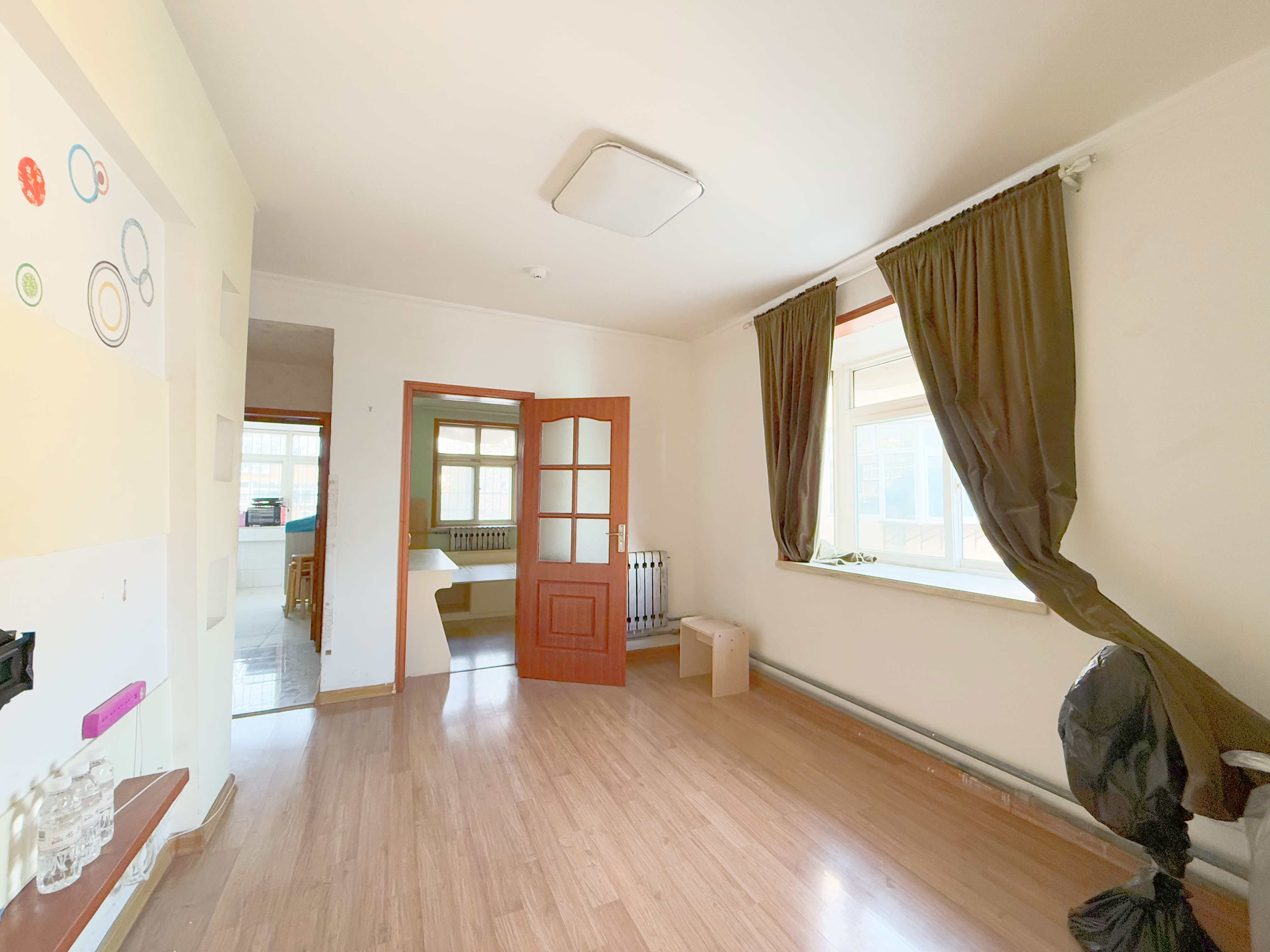  制锦市锦缠街 南北