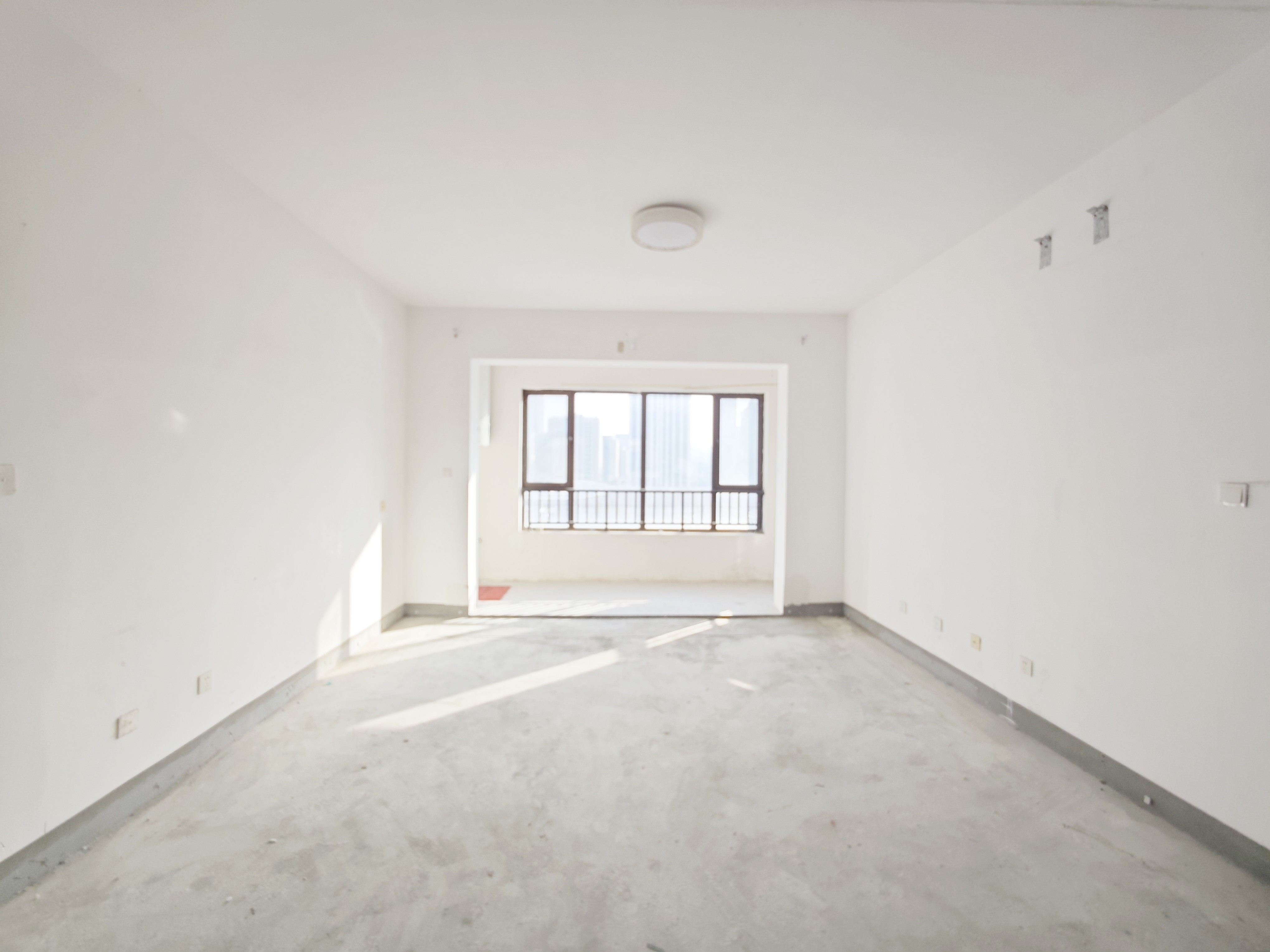  绿地IFC中央公馆 南北