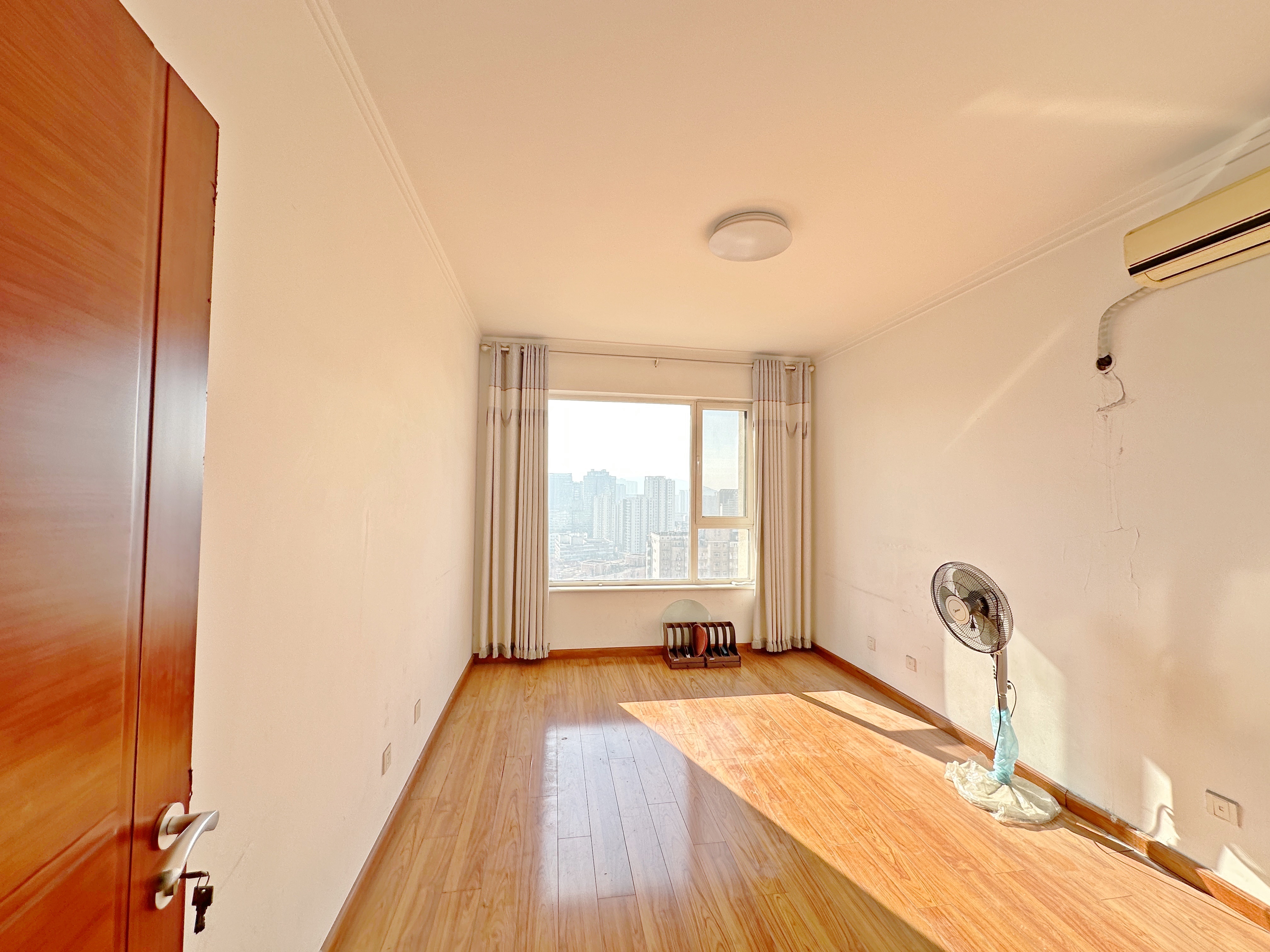 绿地新里卢浮公馆