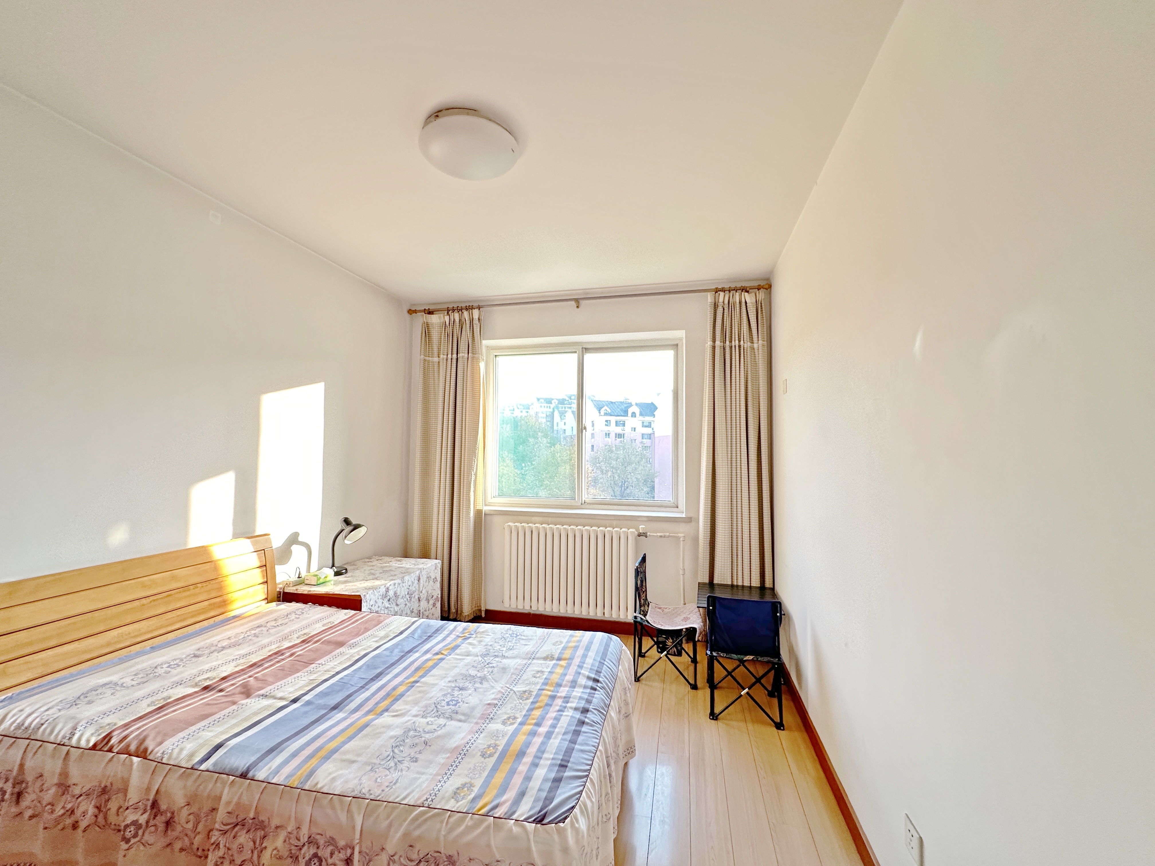 卧龙花园龙盛苑