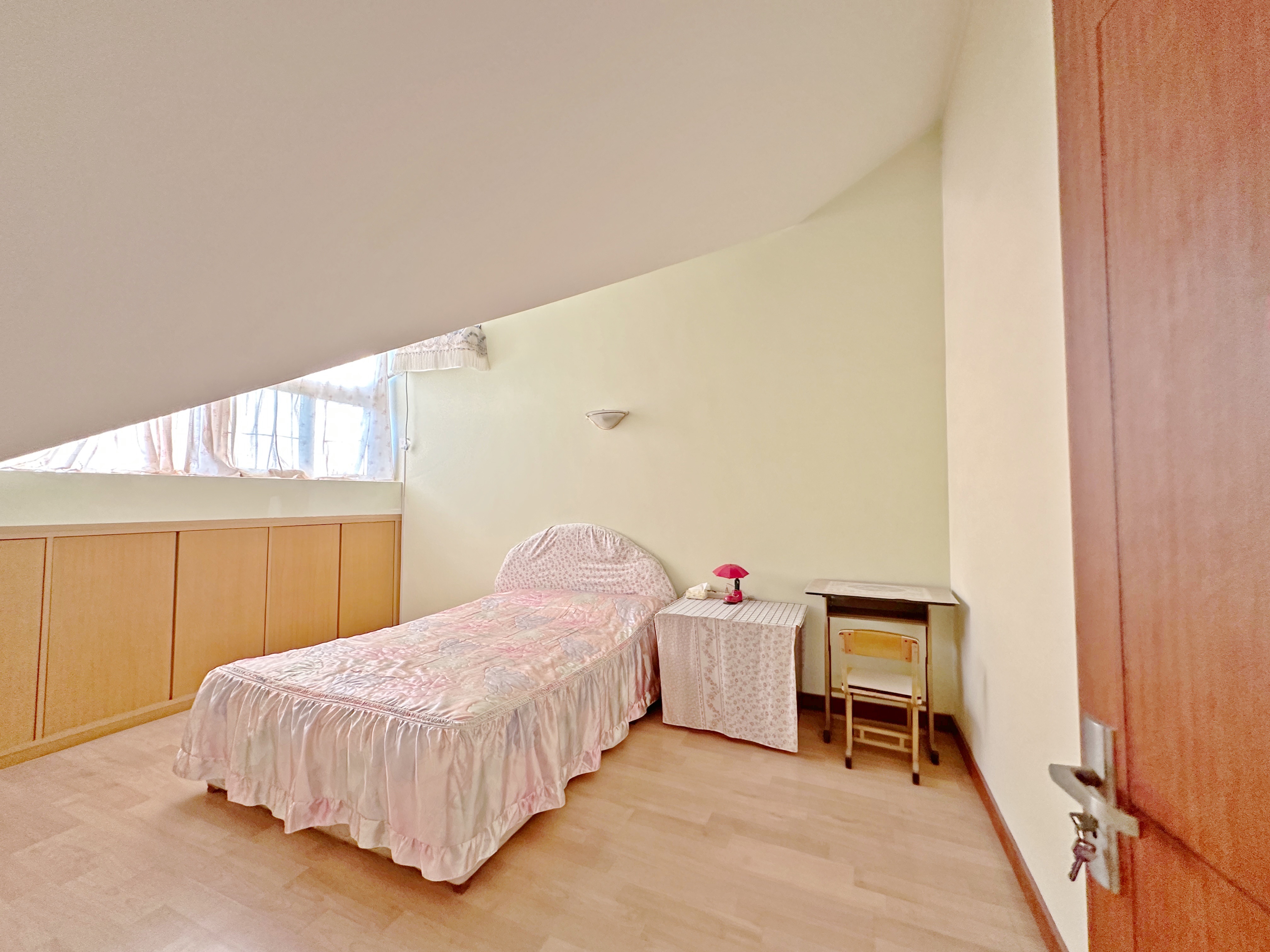 卧龙花园龙盛苑