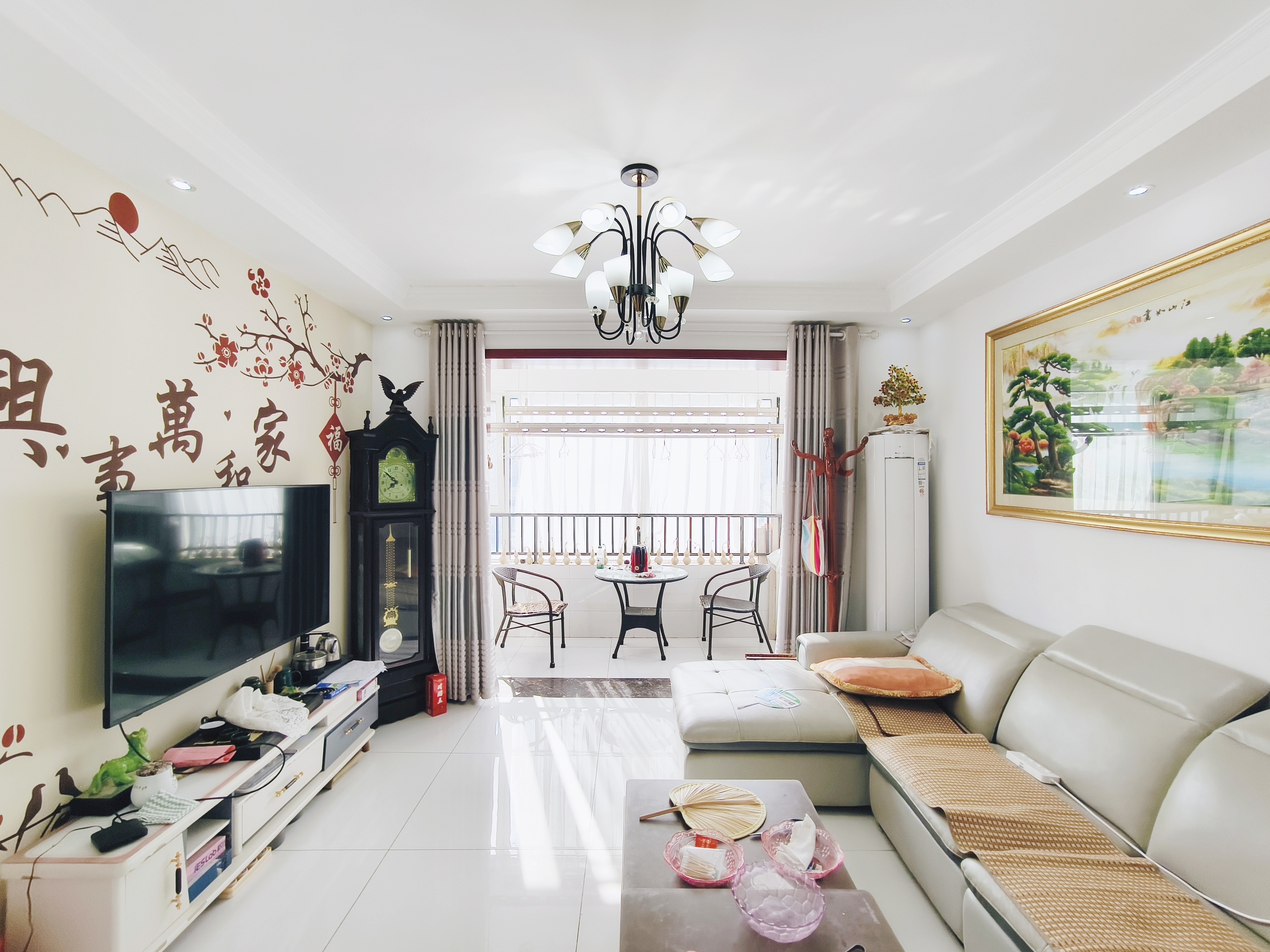  银丰唐郡玫瑰园 南北