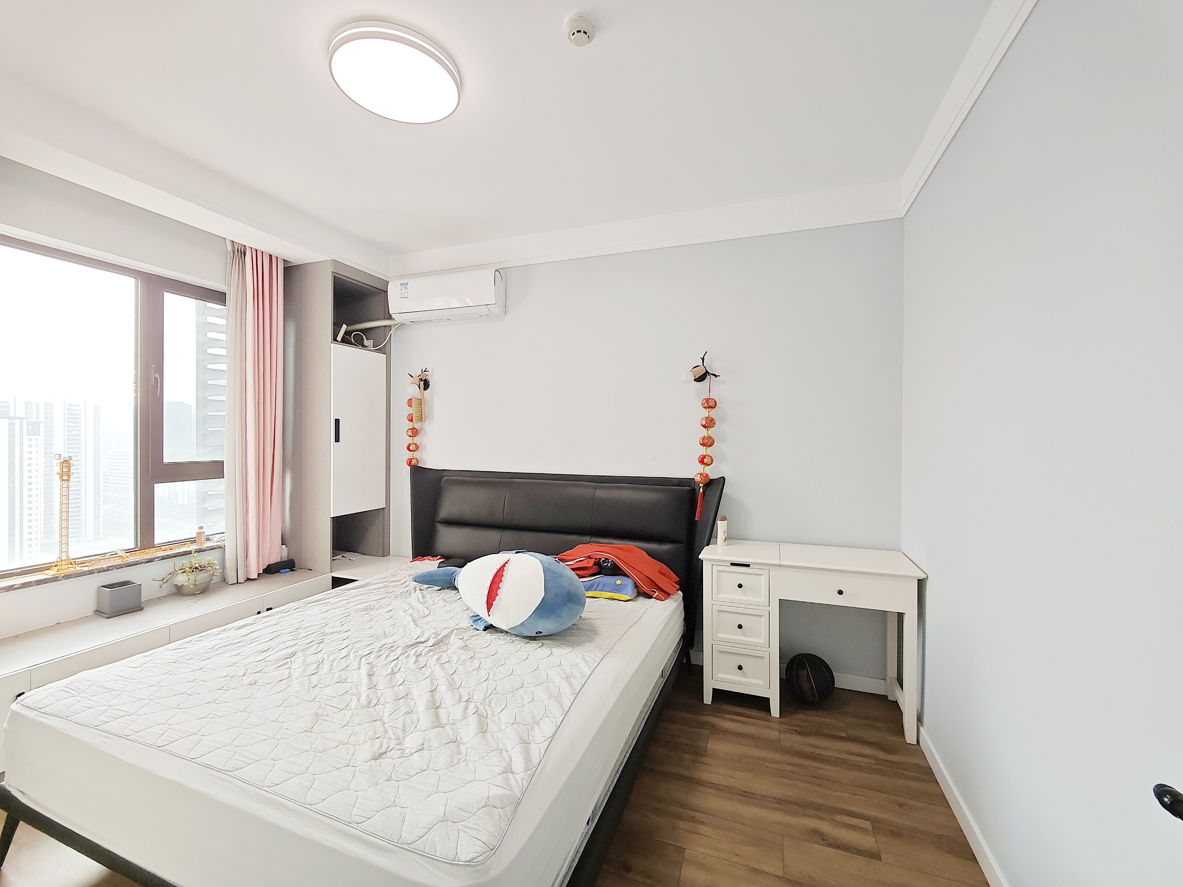 旭辉银盛泰金域蓝山