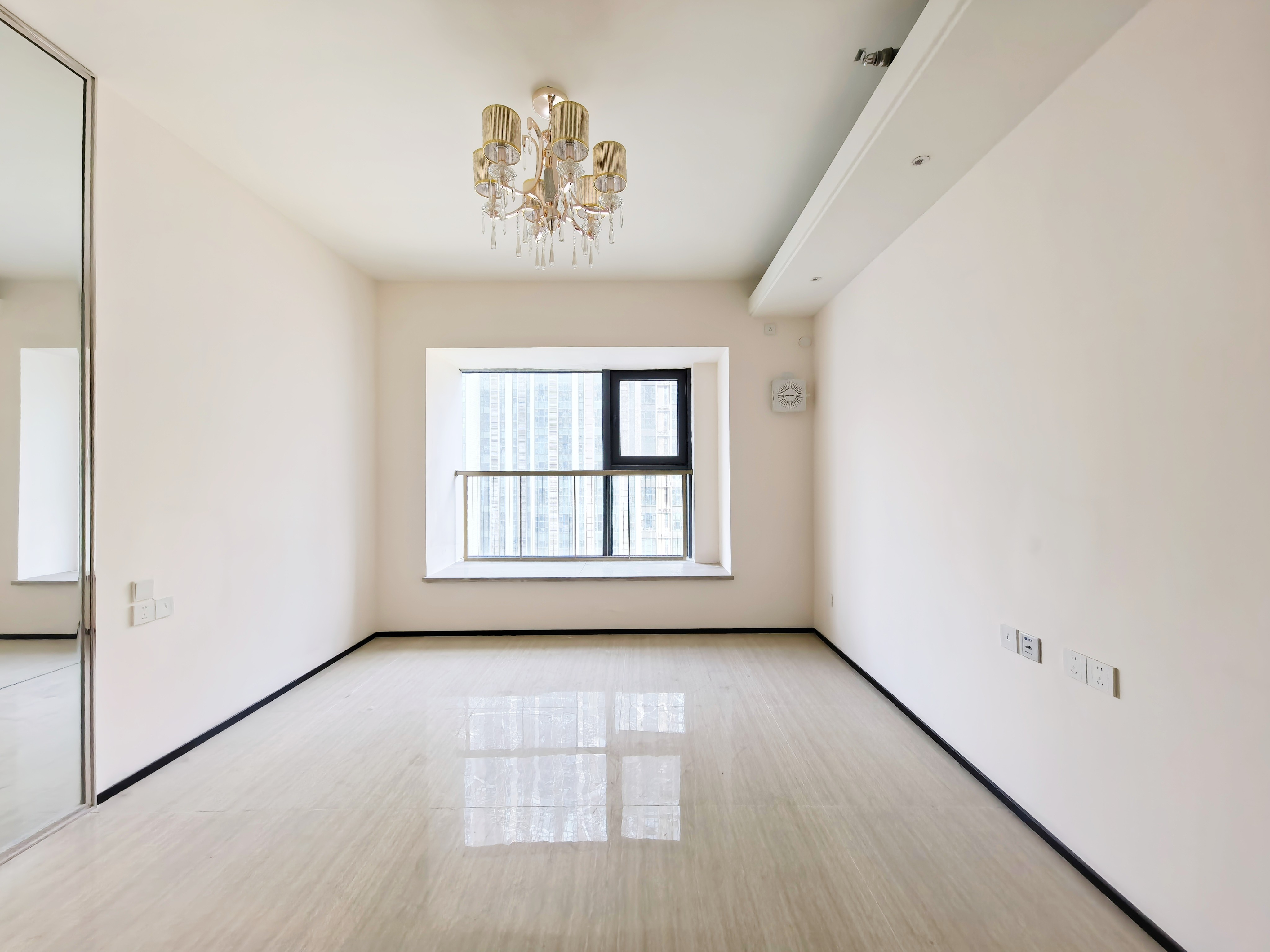  恒大翡翠华庭 南