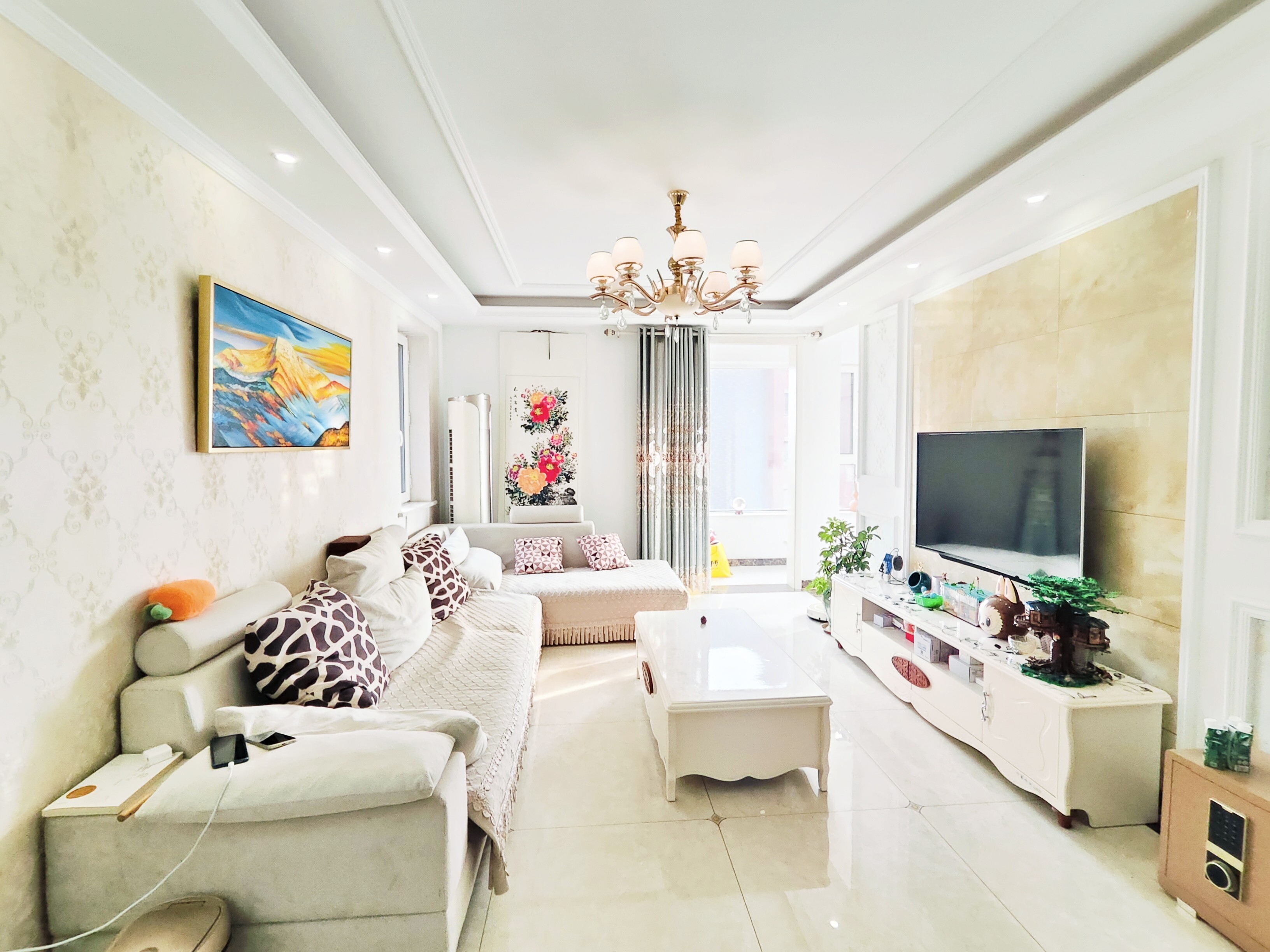  重汽翡翠清河 东西