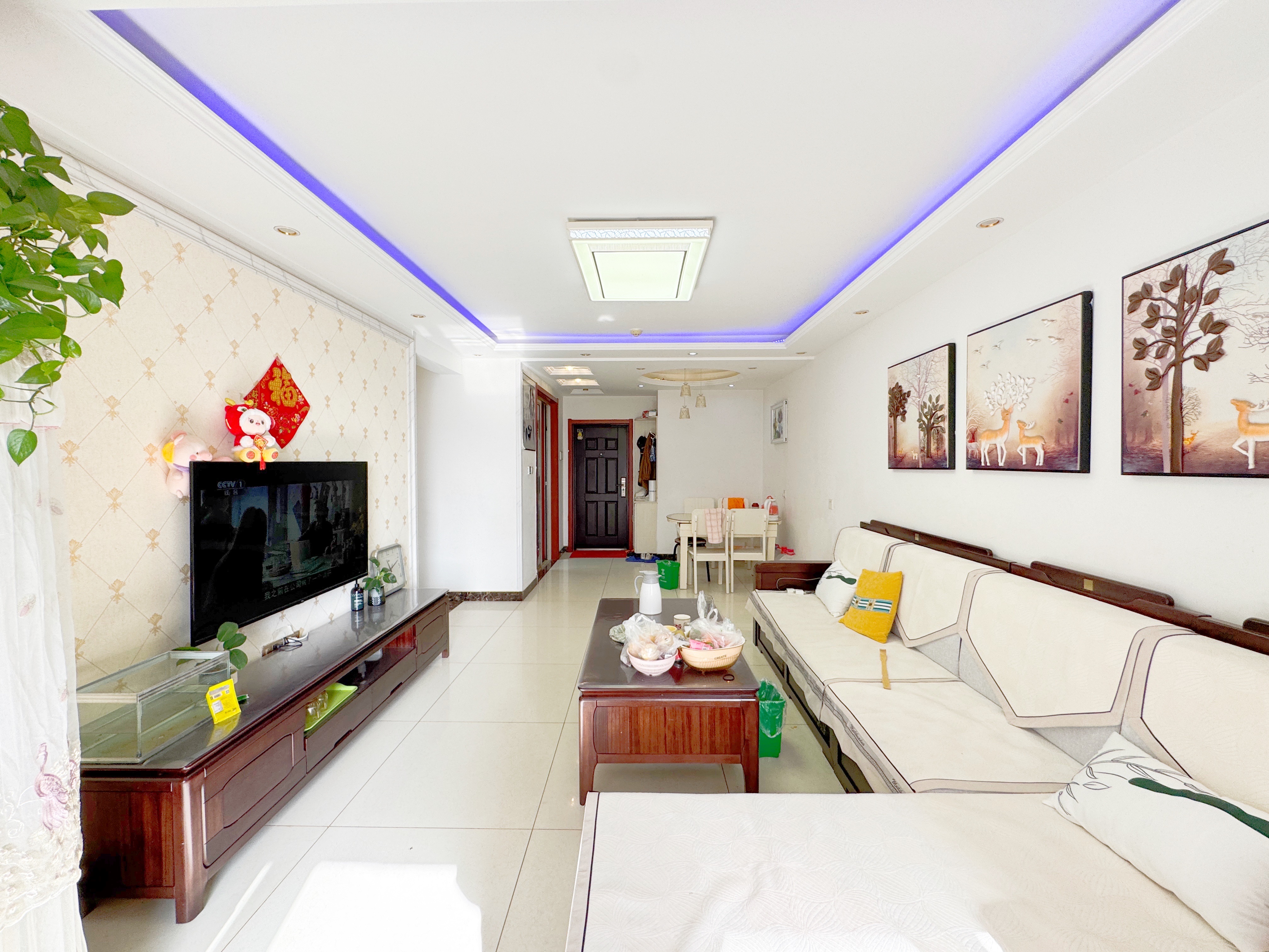  荣盛花语馨苑 南