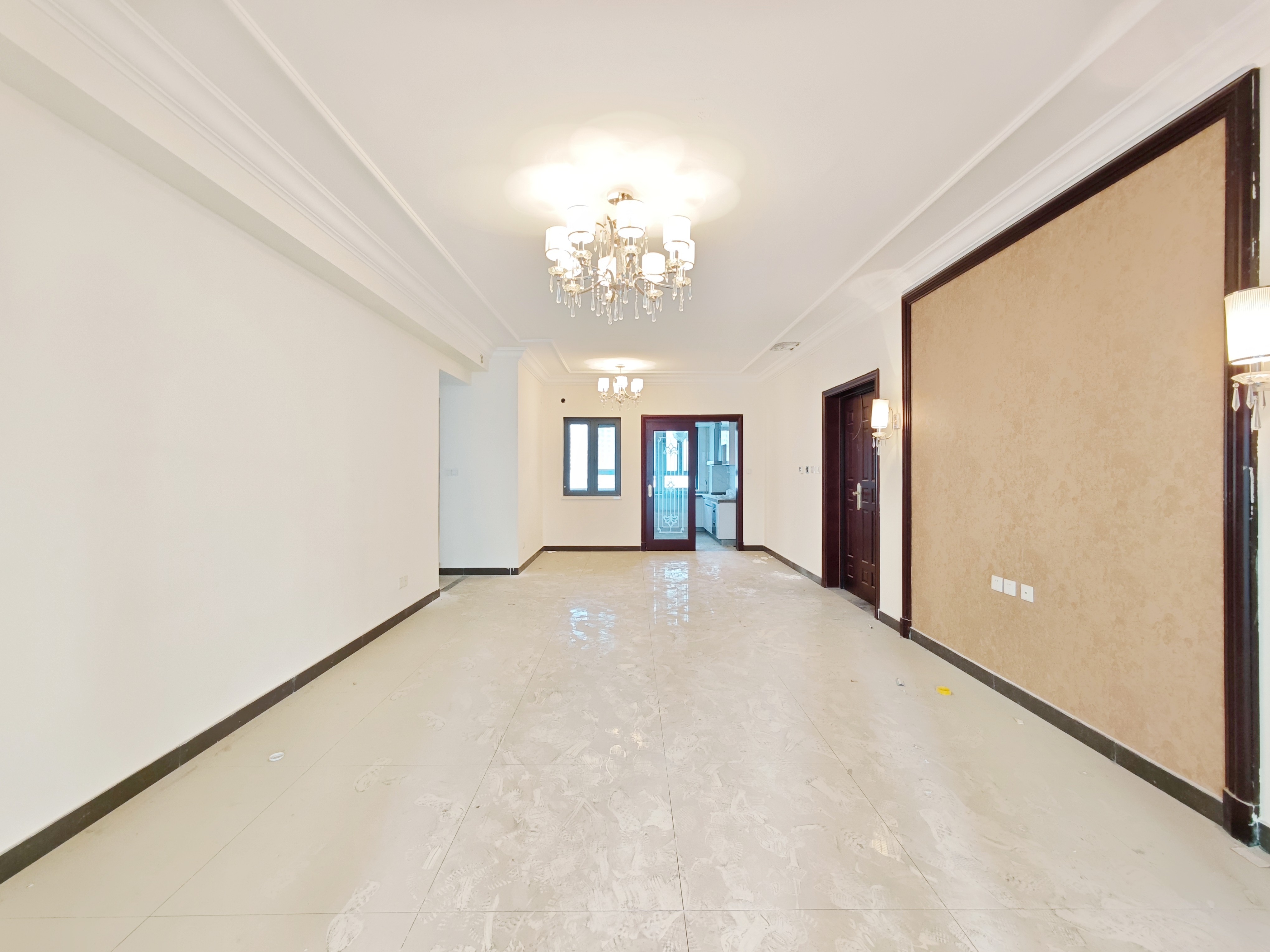  恒大翡翠华庭 南北