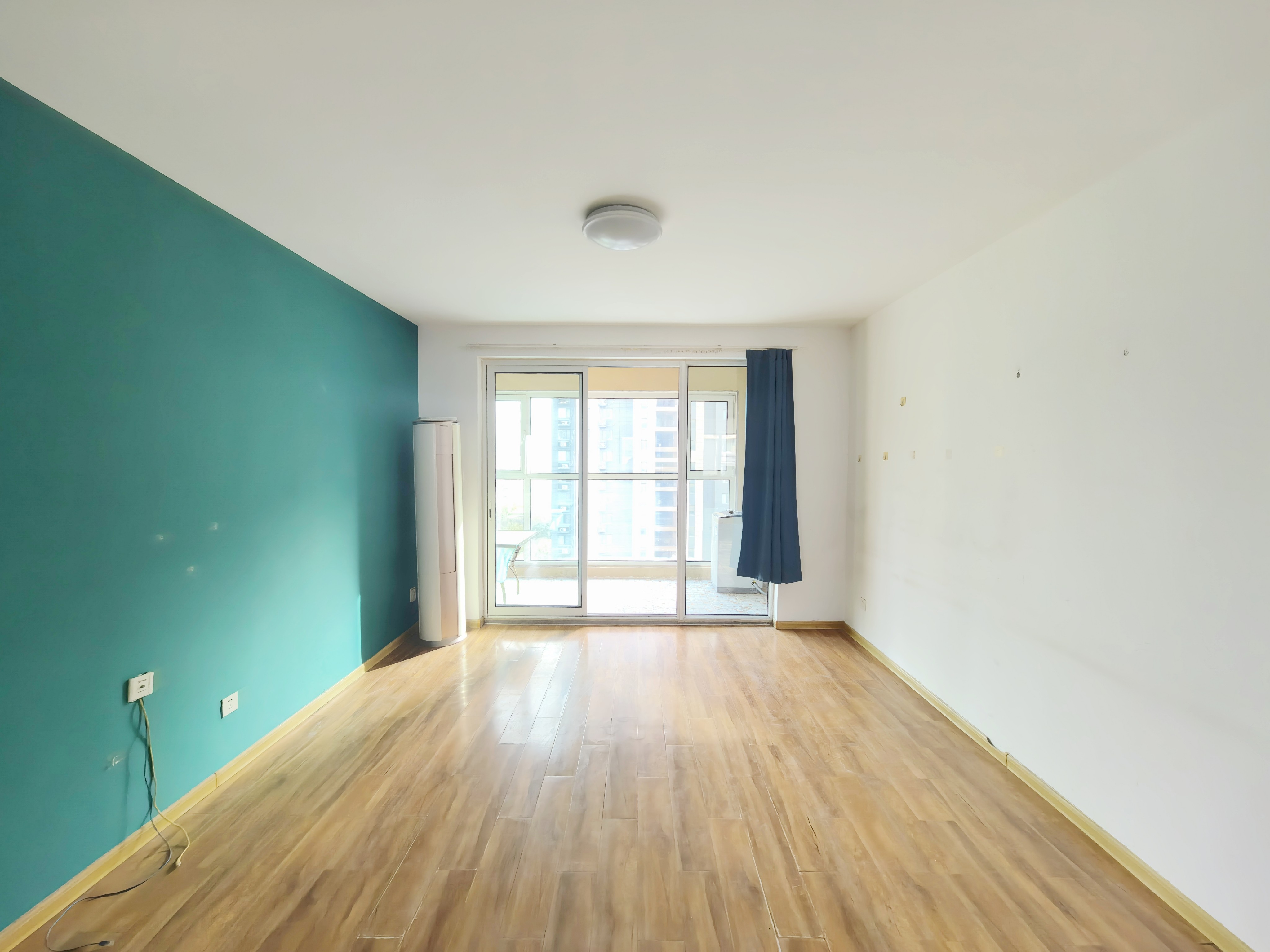  海信贤文世家 南北